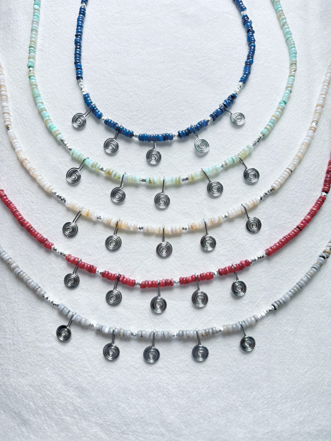 Spiral necklace - red