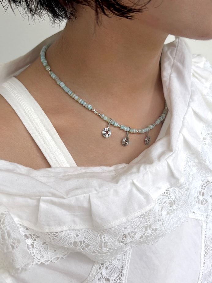 Spiral necklace - mint