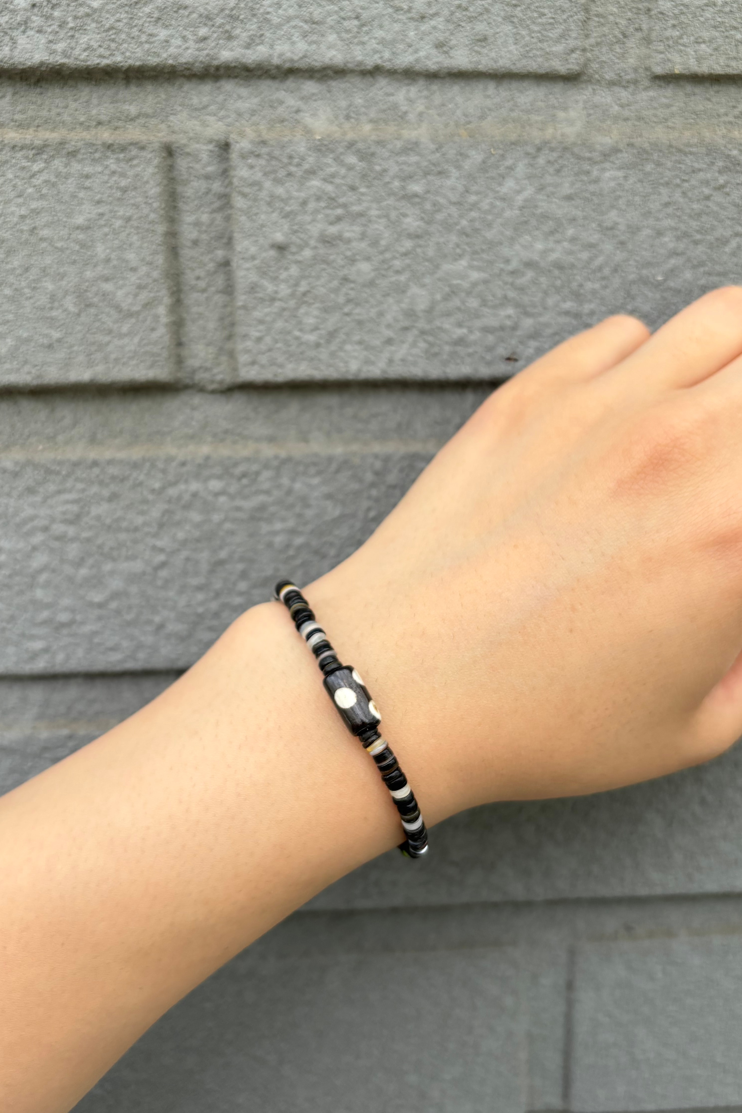 Soil bracelet