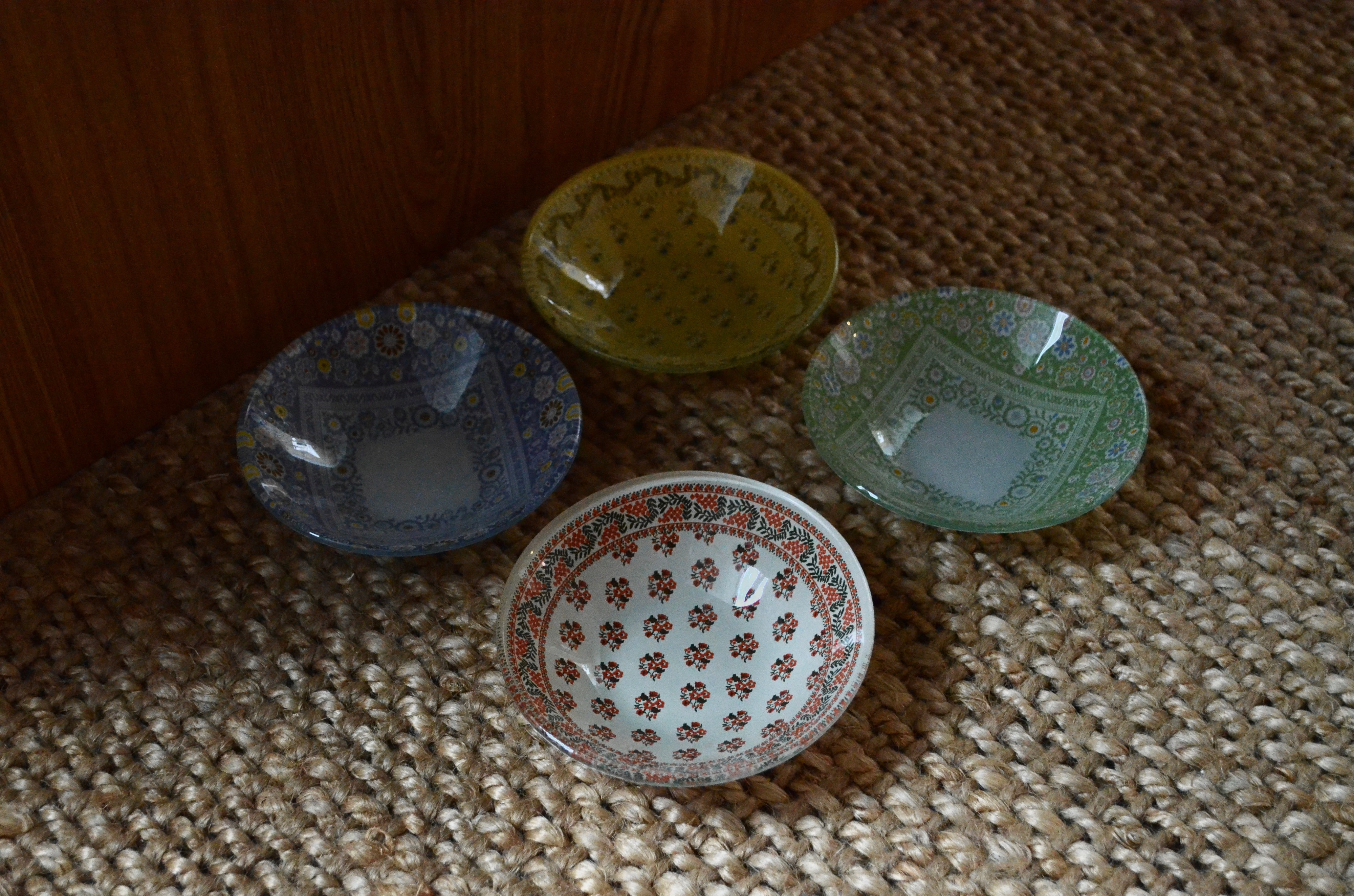 Czech Kiyov glass dish
