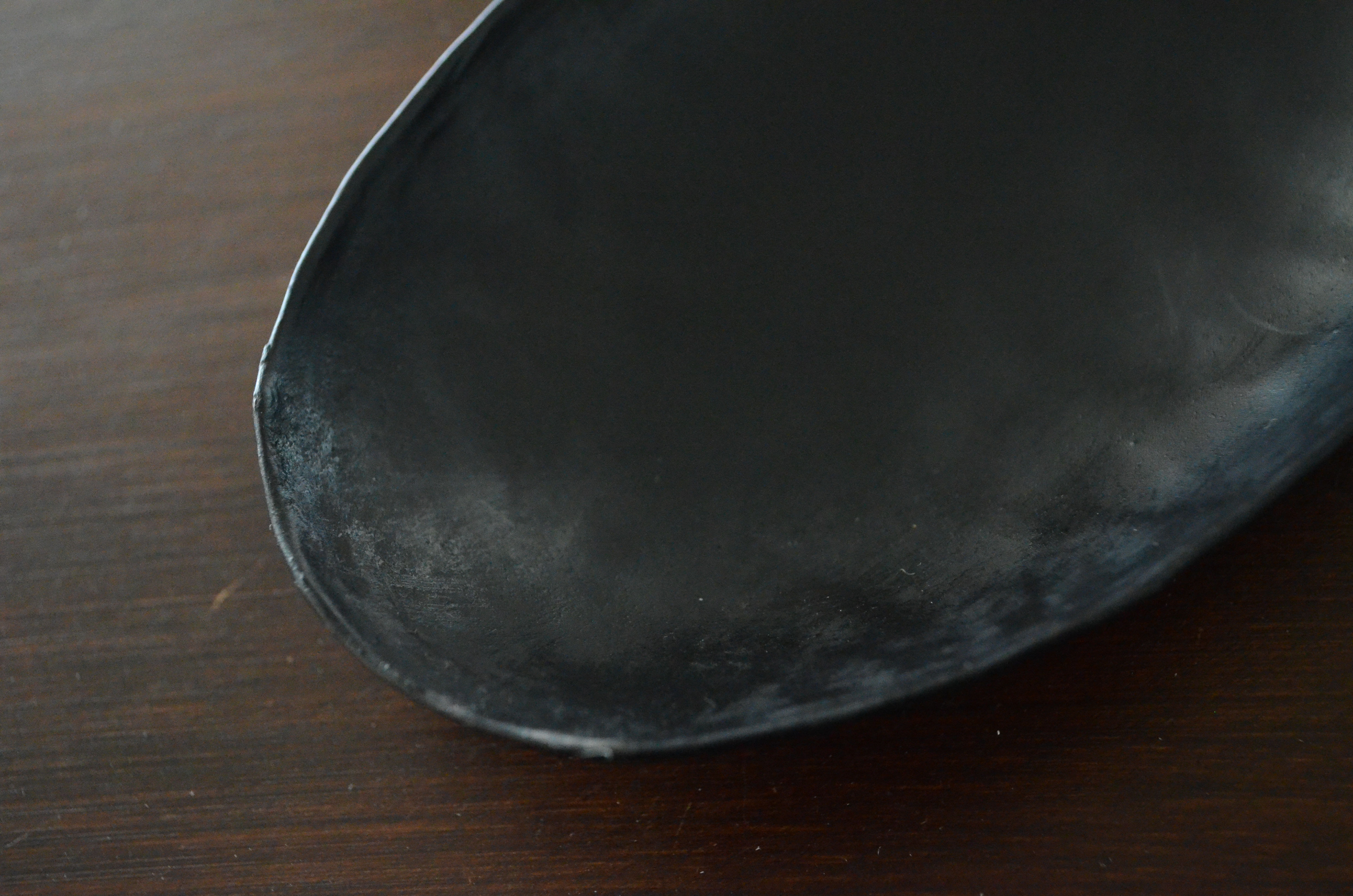 wax-black iron bowl