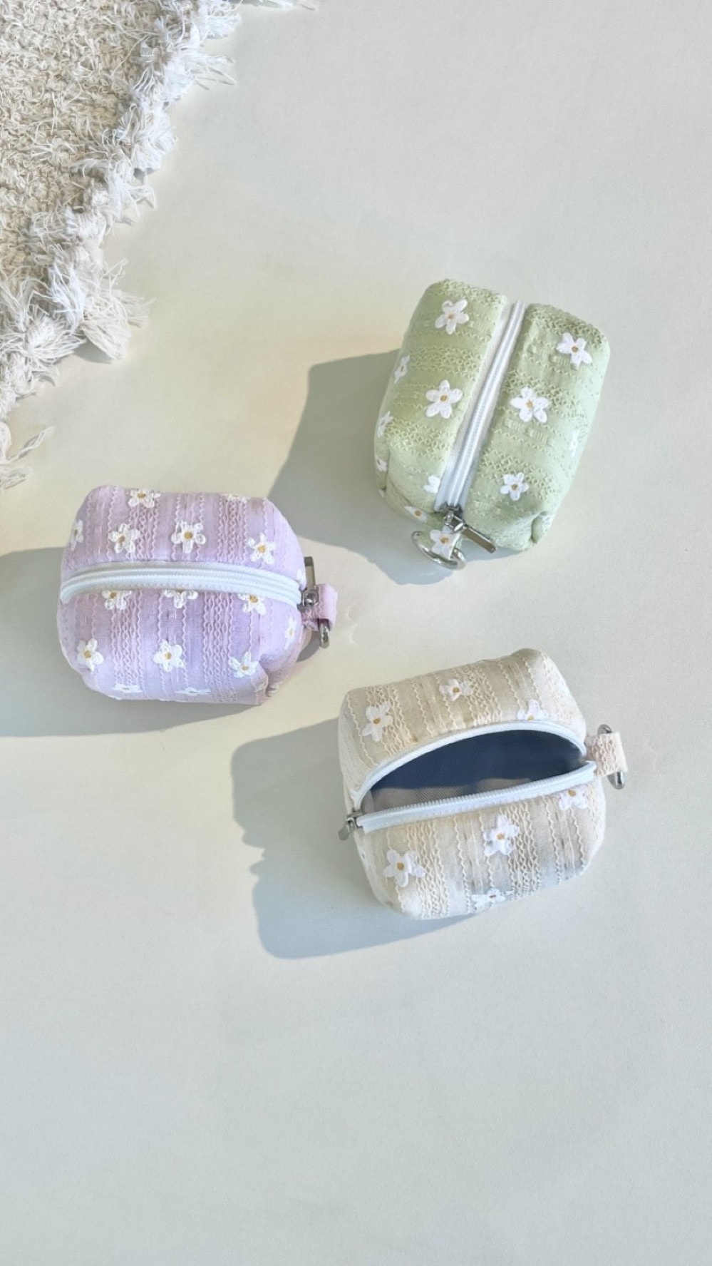 [OIA] Mini pouch - daisy yellow