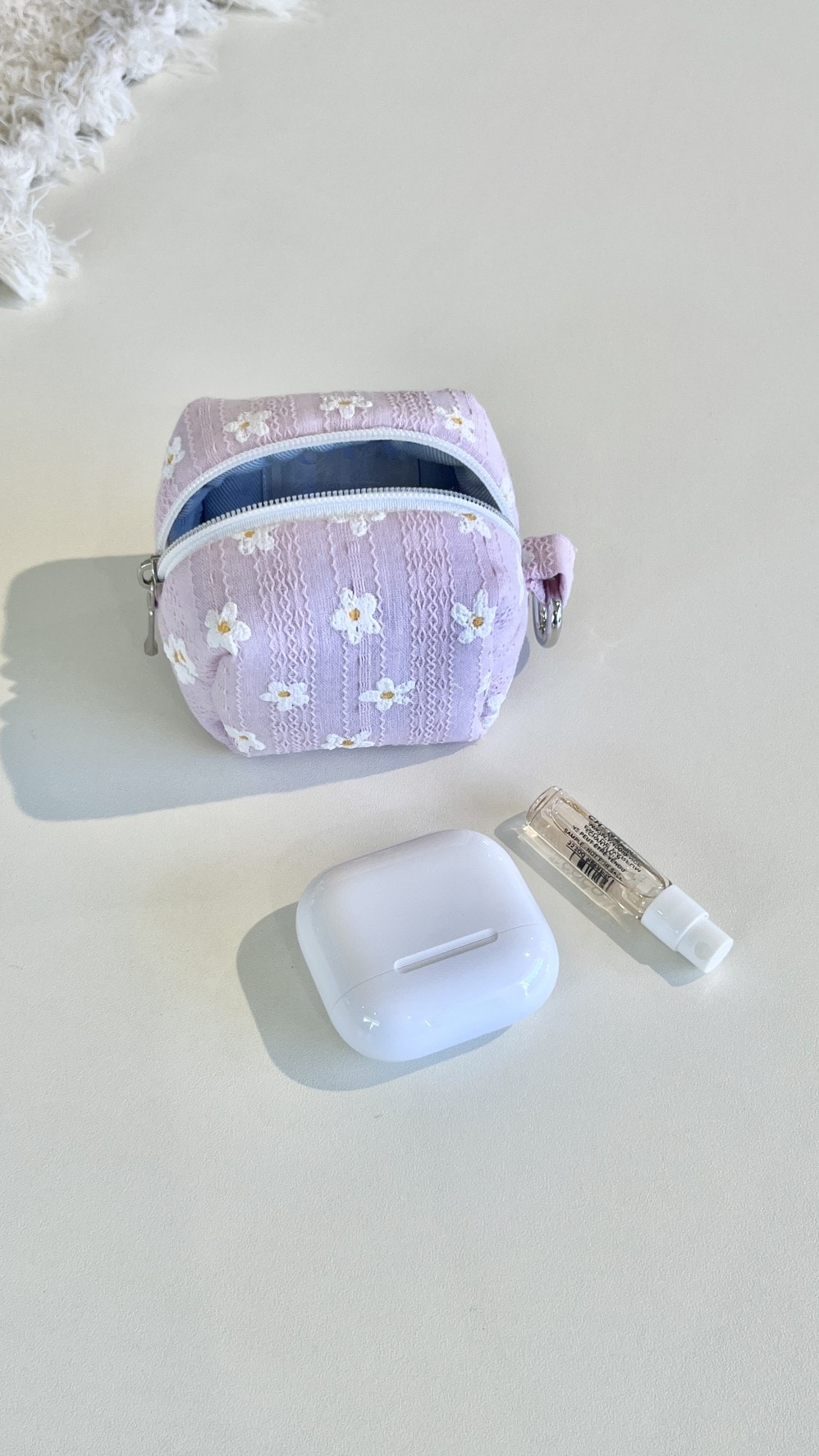 [OIA] Mini pouch - daisy lilac