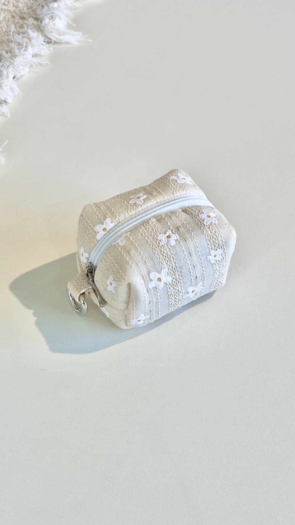 [OIA] Mini pouch - daisy yellow