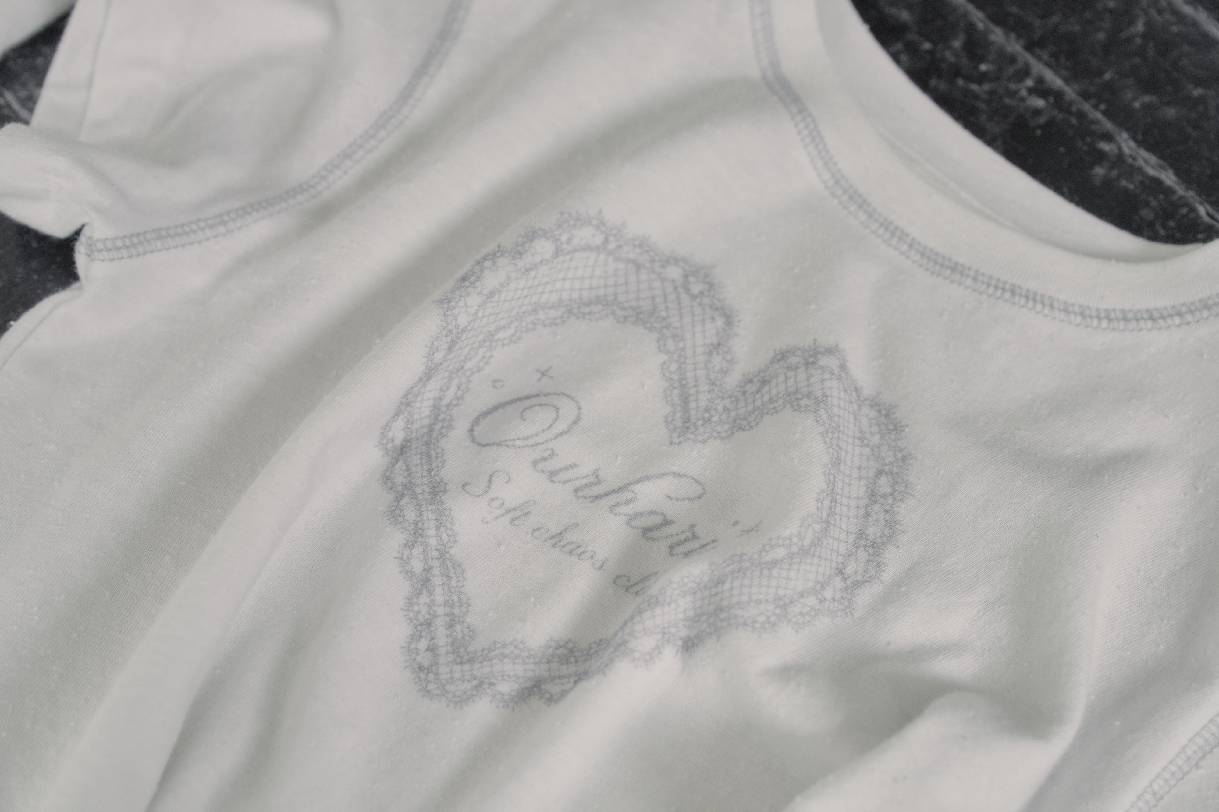 Effie Heart T-Shirt - Ivory