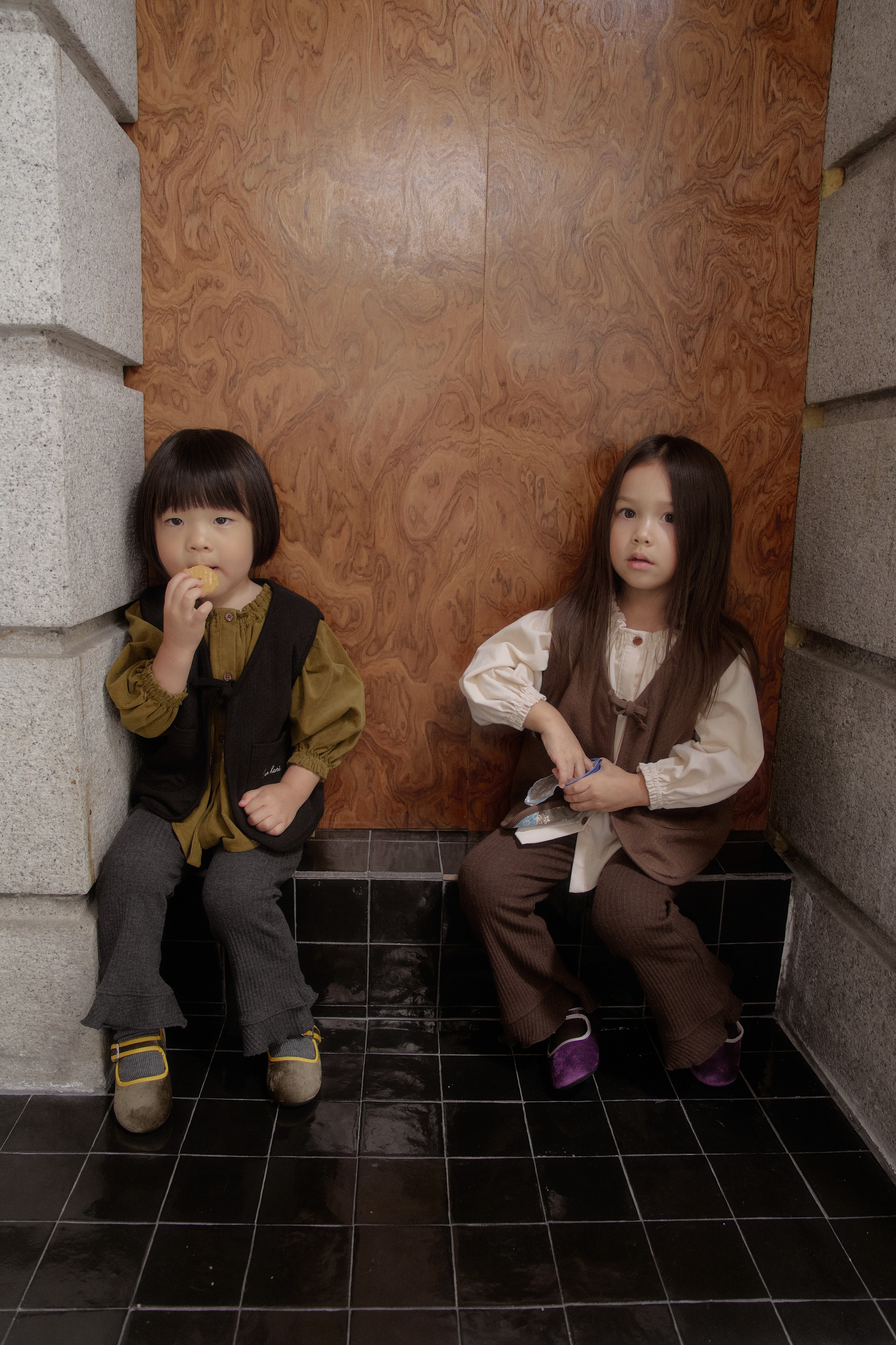 Mabel Reversible Vest - Brown