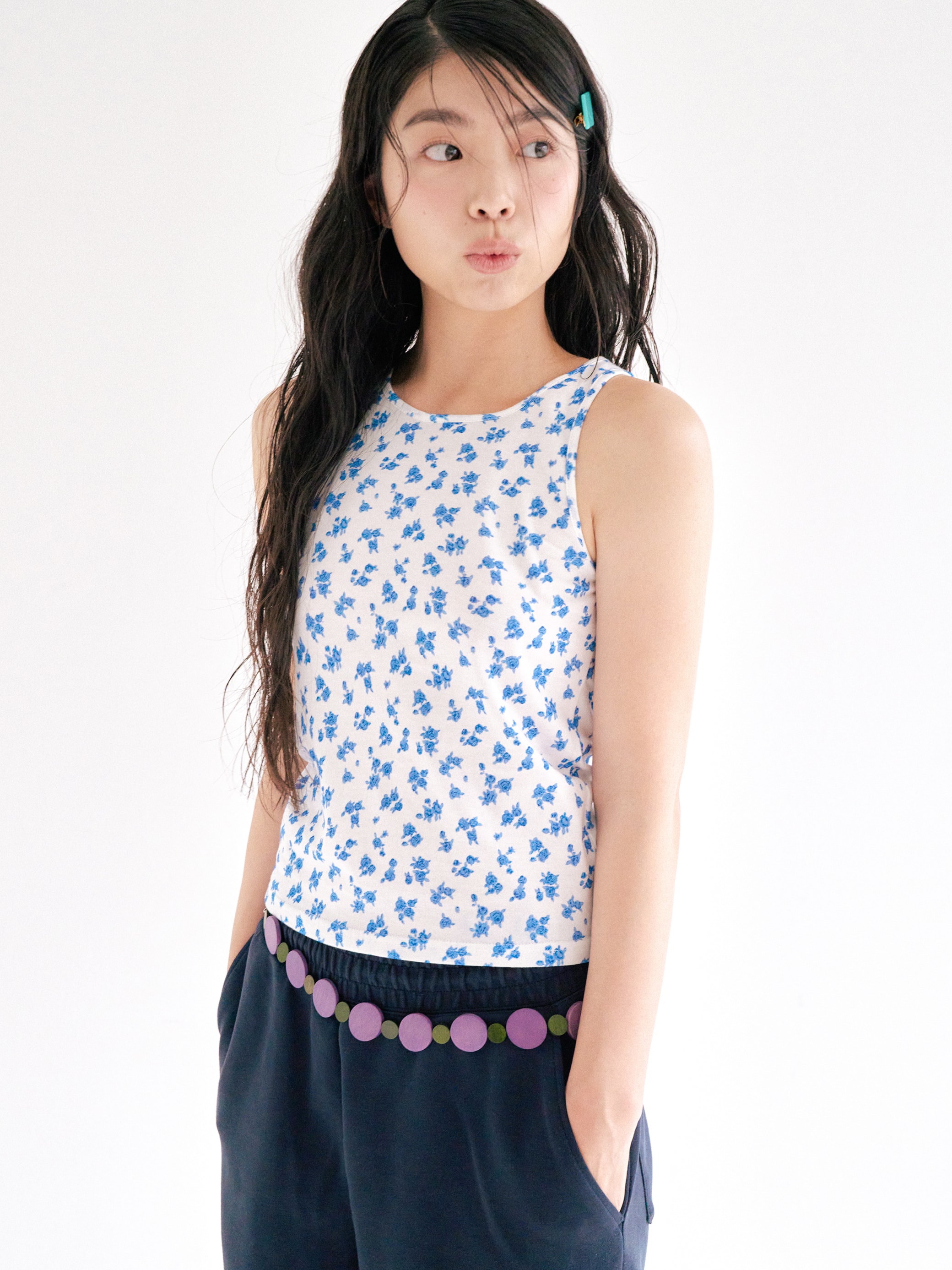 Blue flower sleeveless