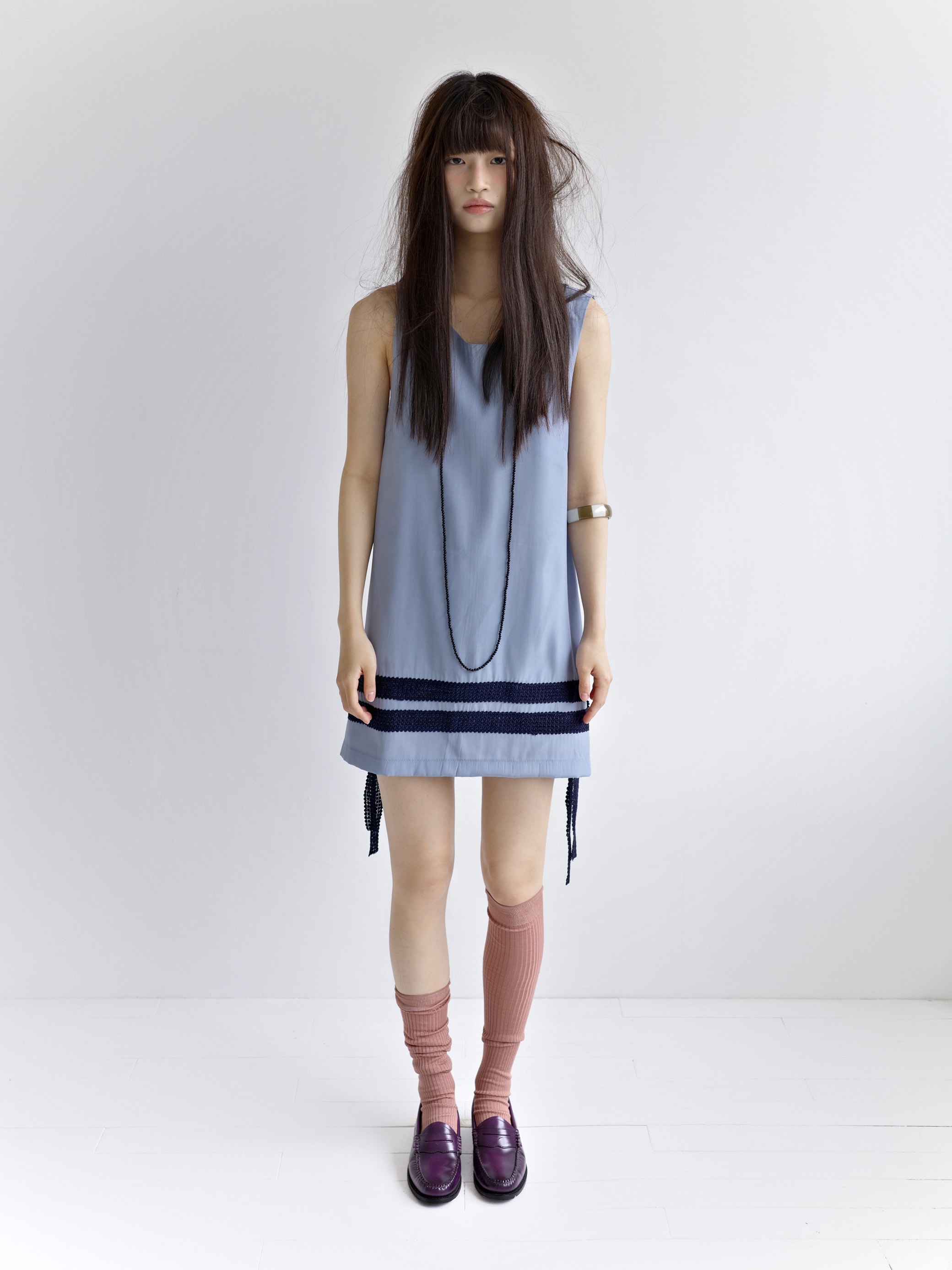 [Limited quantity] Spangle tie dress