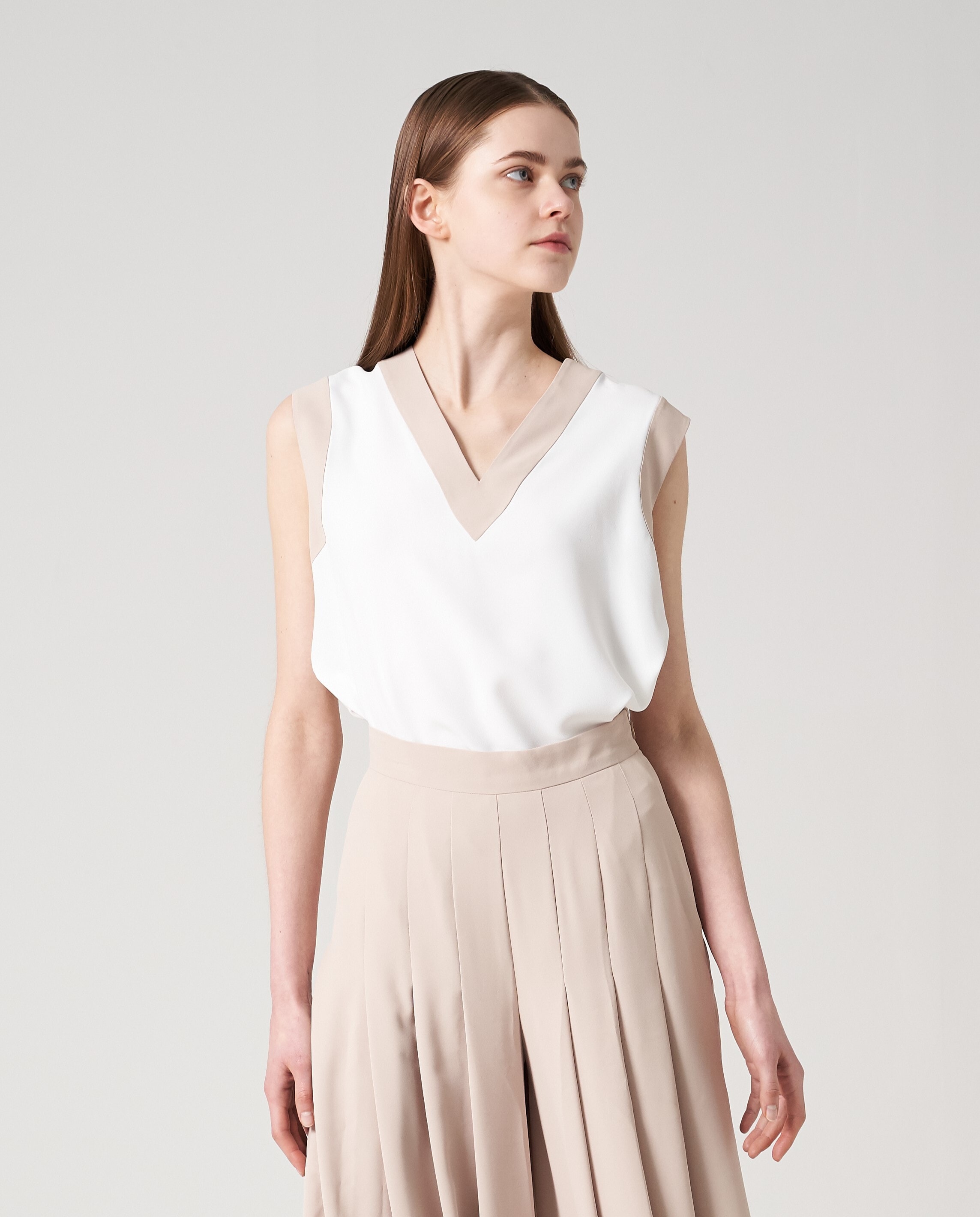 V-neck sleeveless top