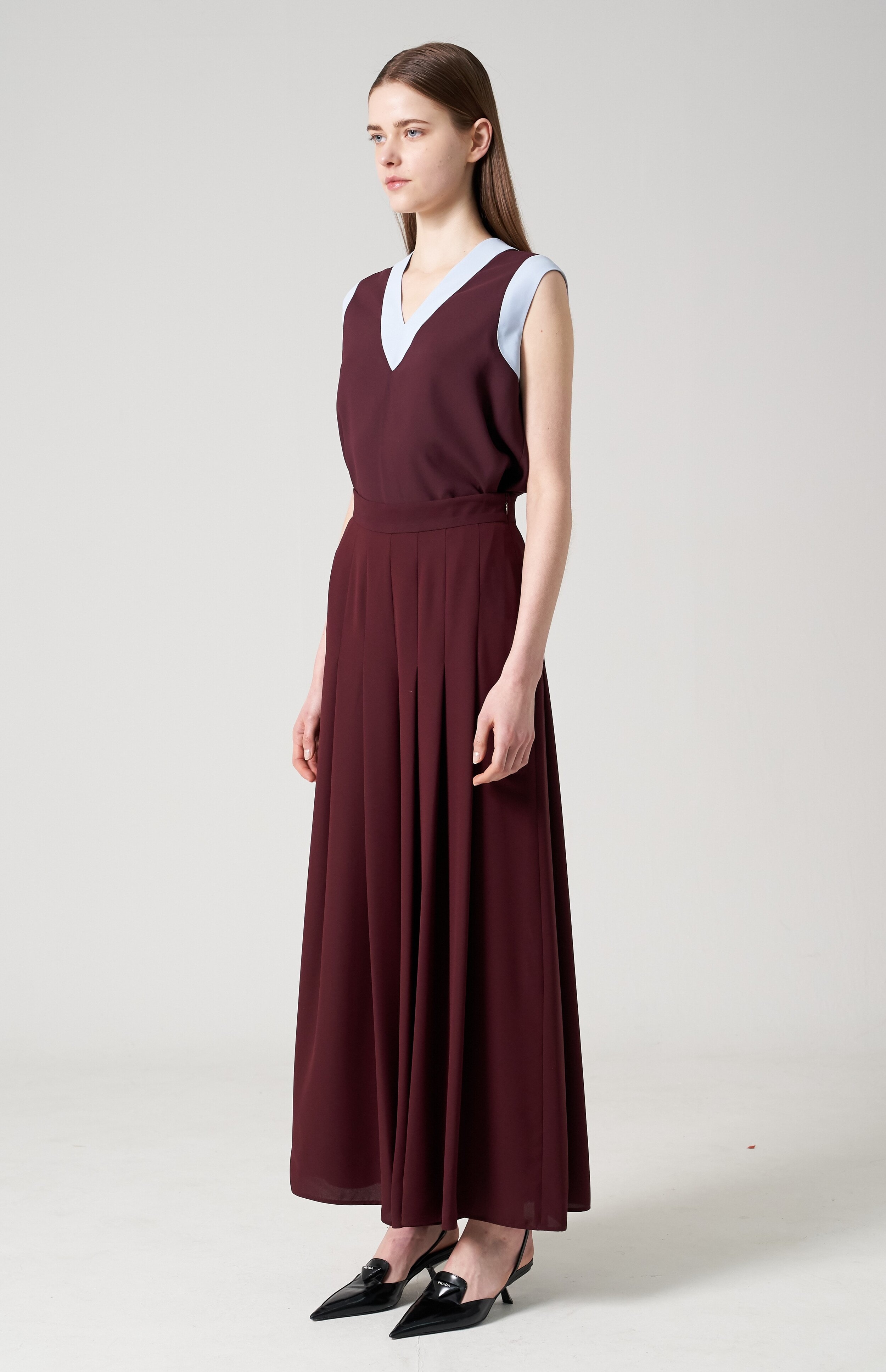 V-neck sleeveless top