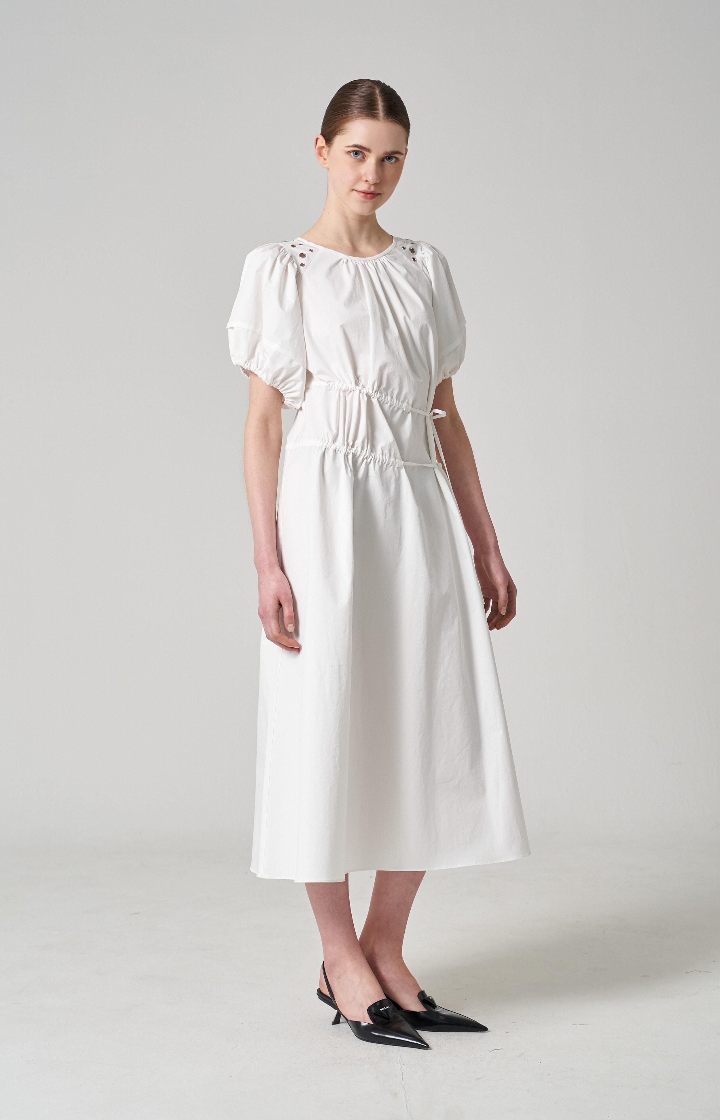 Embroidered shirring poplin dress