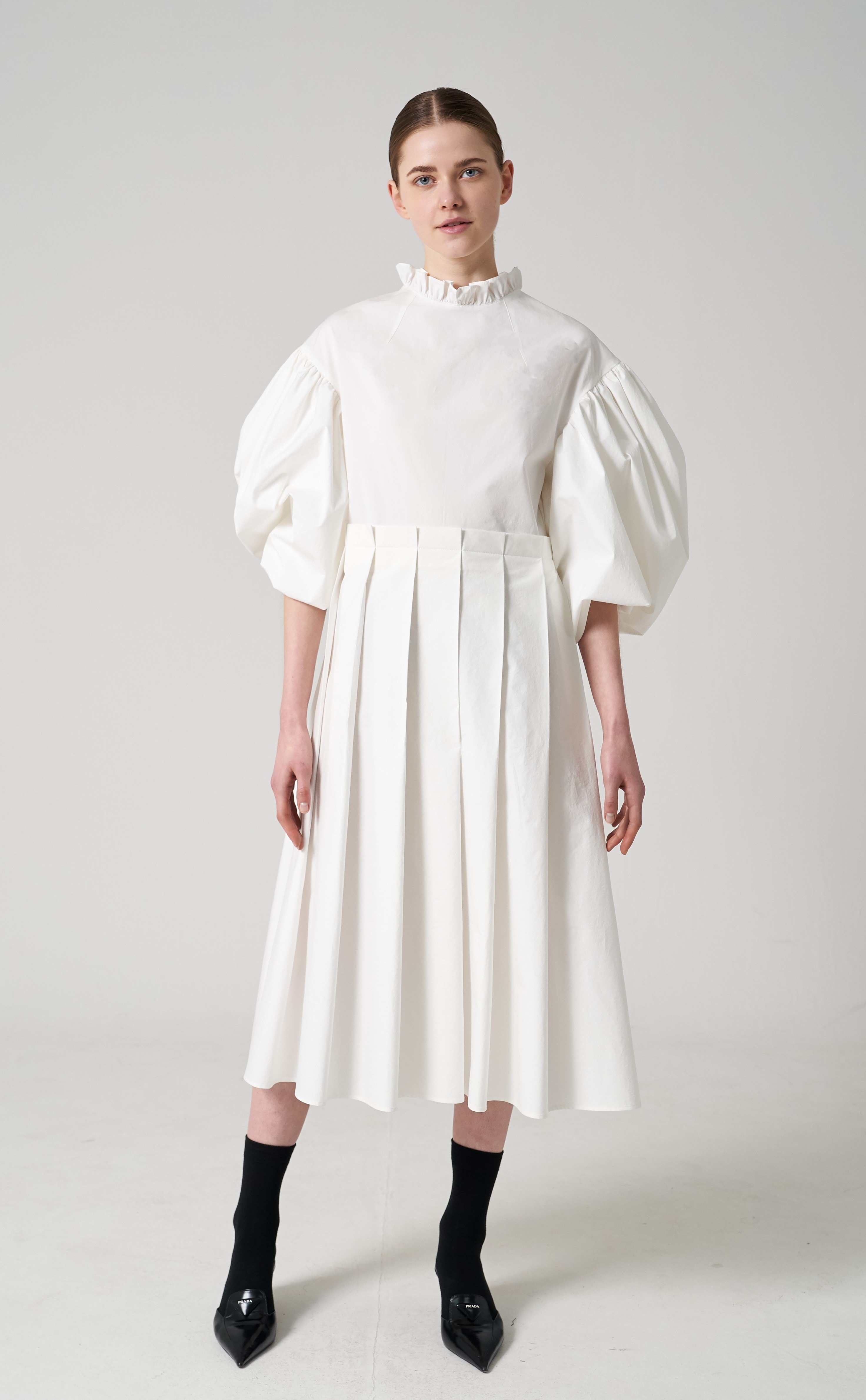 Poplin puffy sleeves white dress
