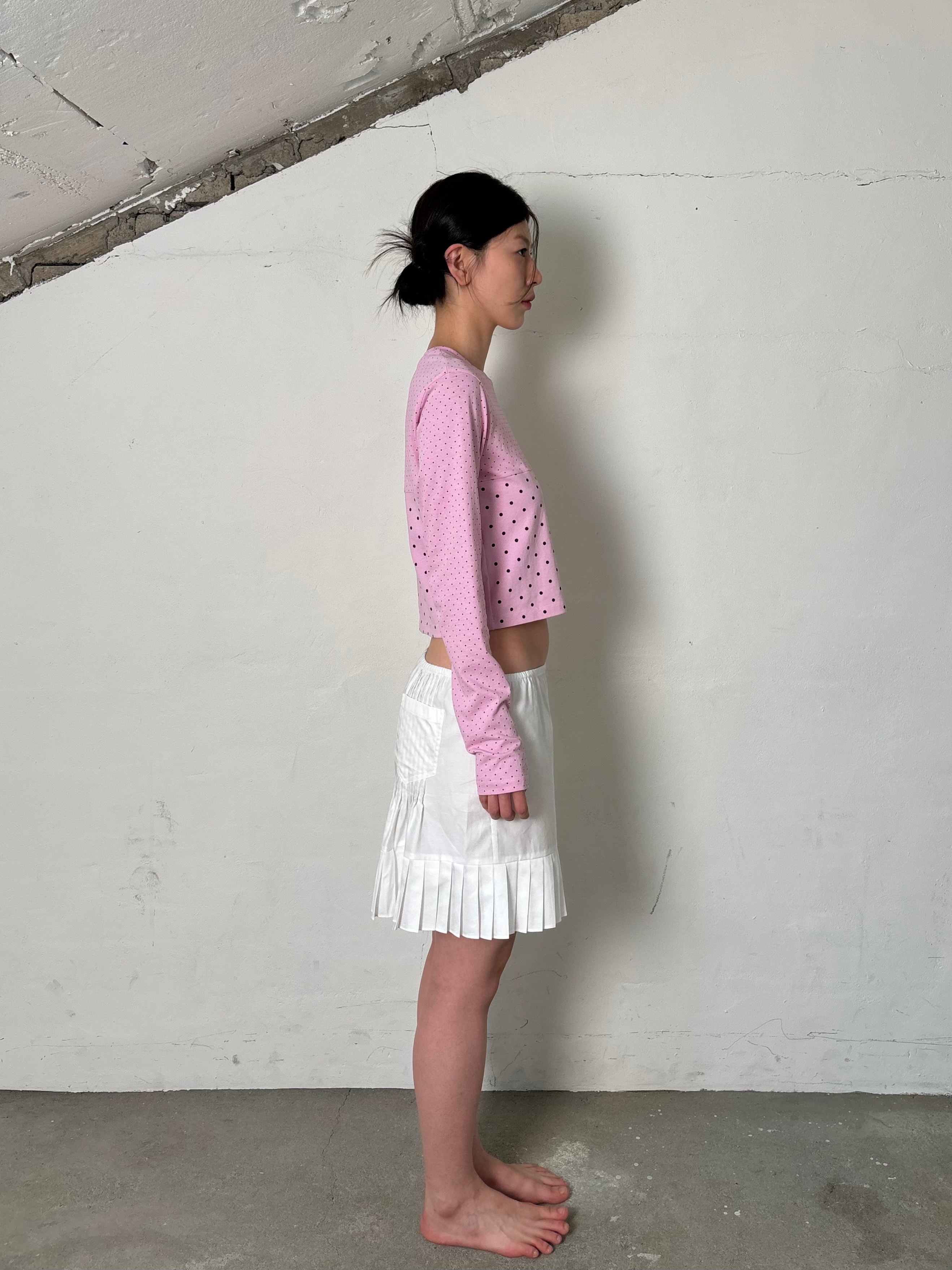 Back pintuck pointed pleats shorts
