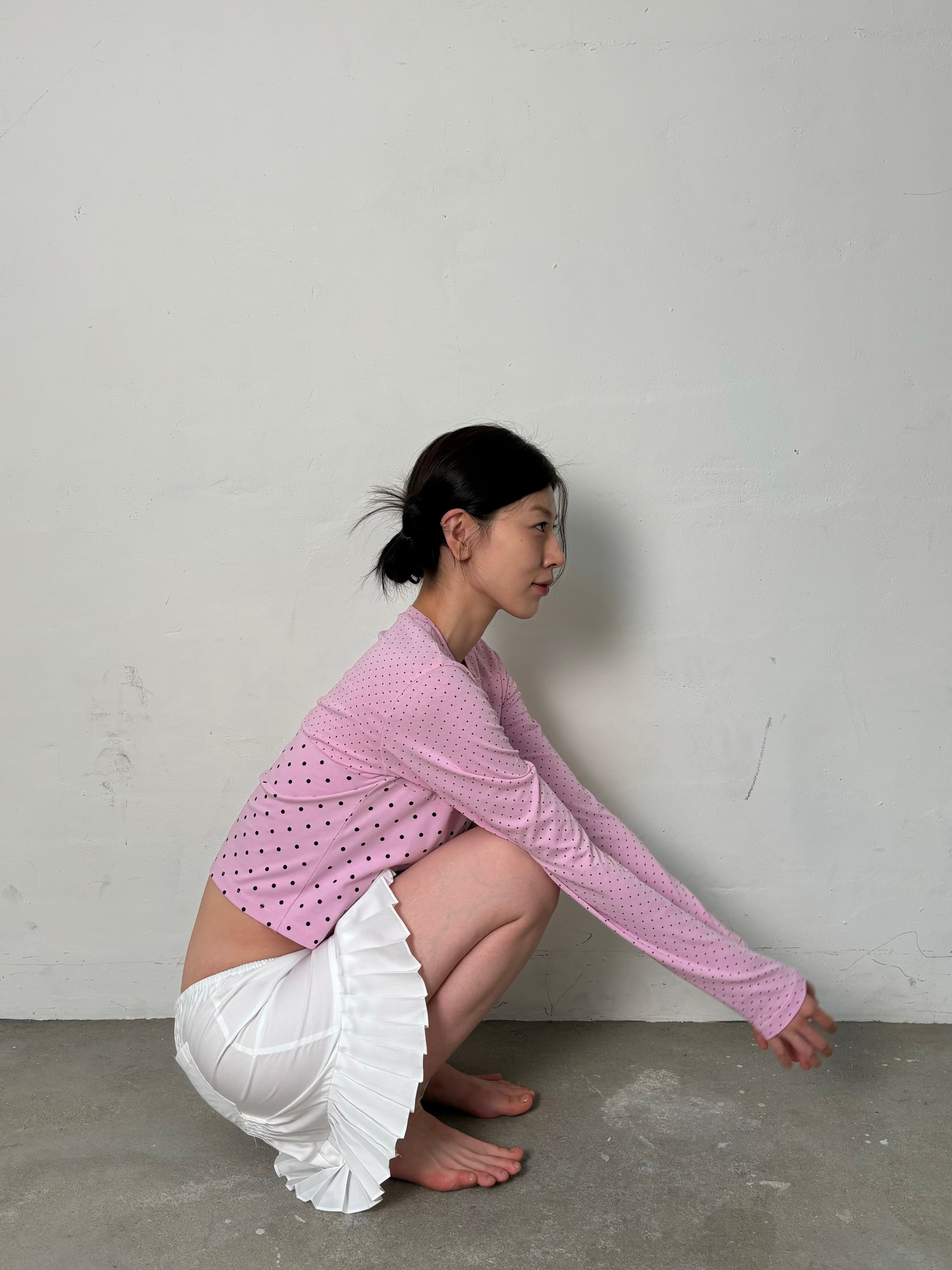 Back pintuck pointed pleats shorts