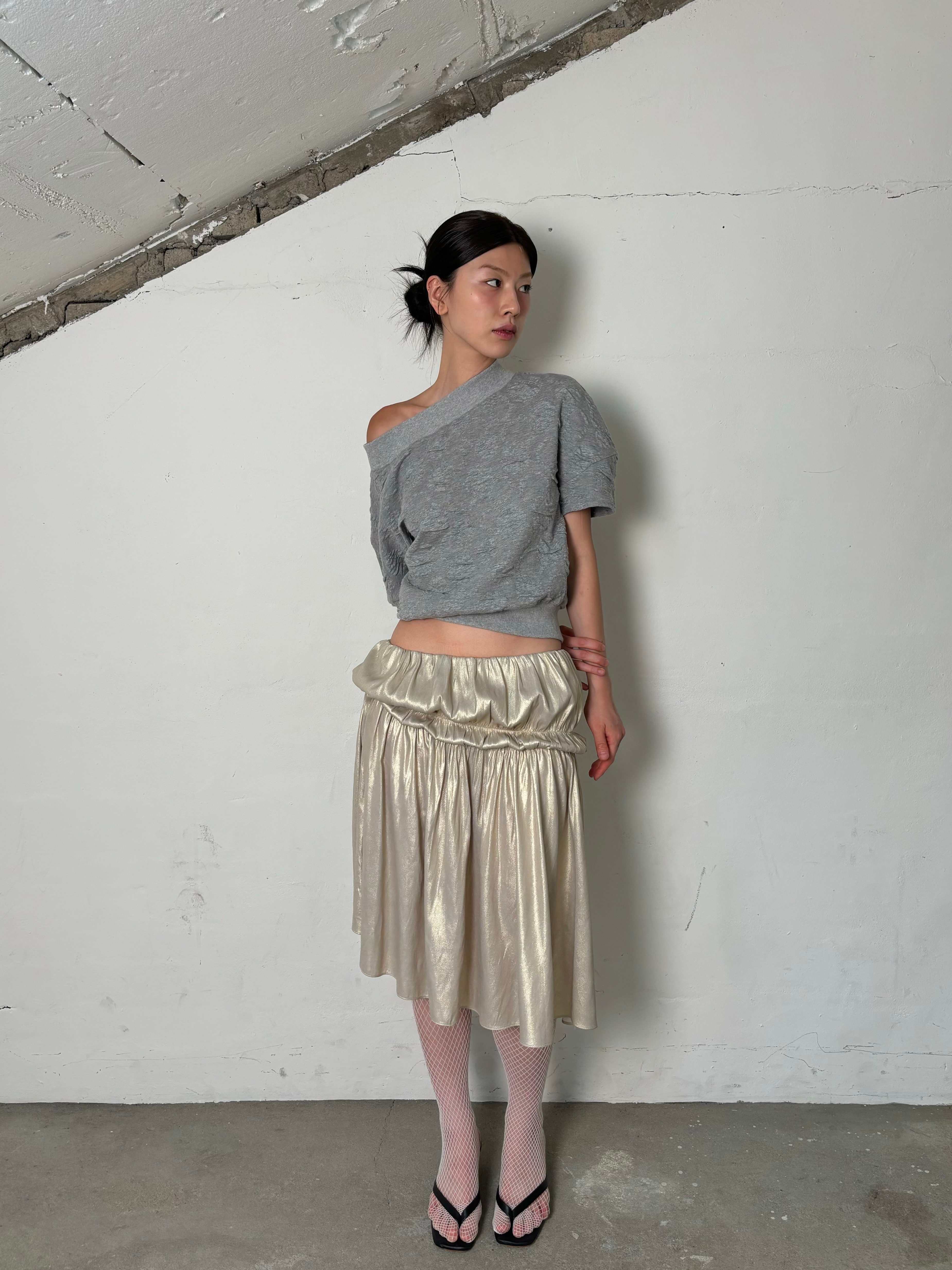 Dot embo unbalance sweatshirts(Grey)