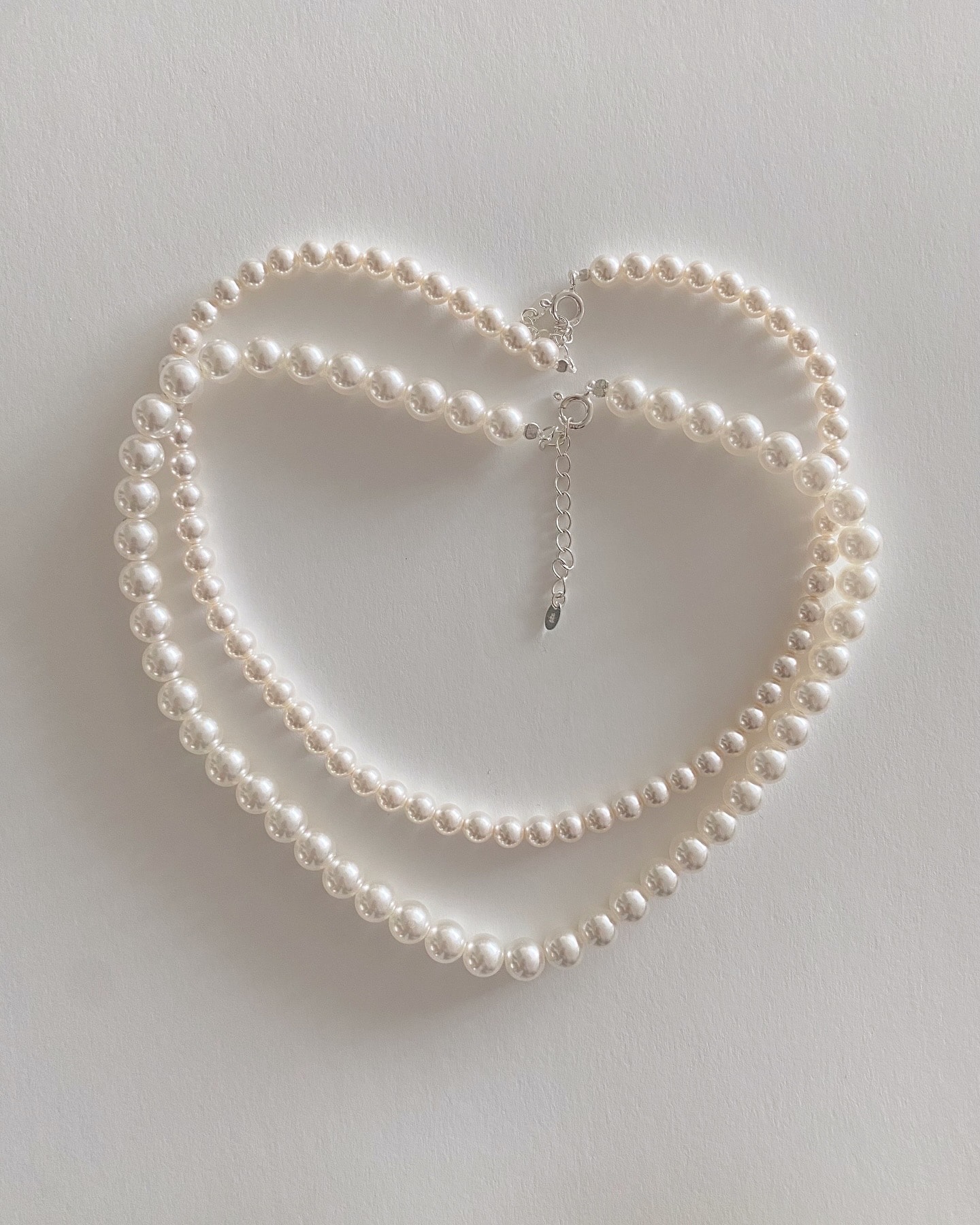 Basic Pearl Necklace