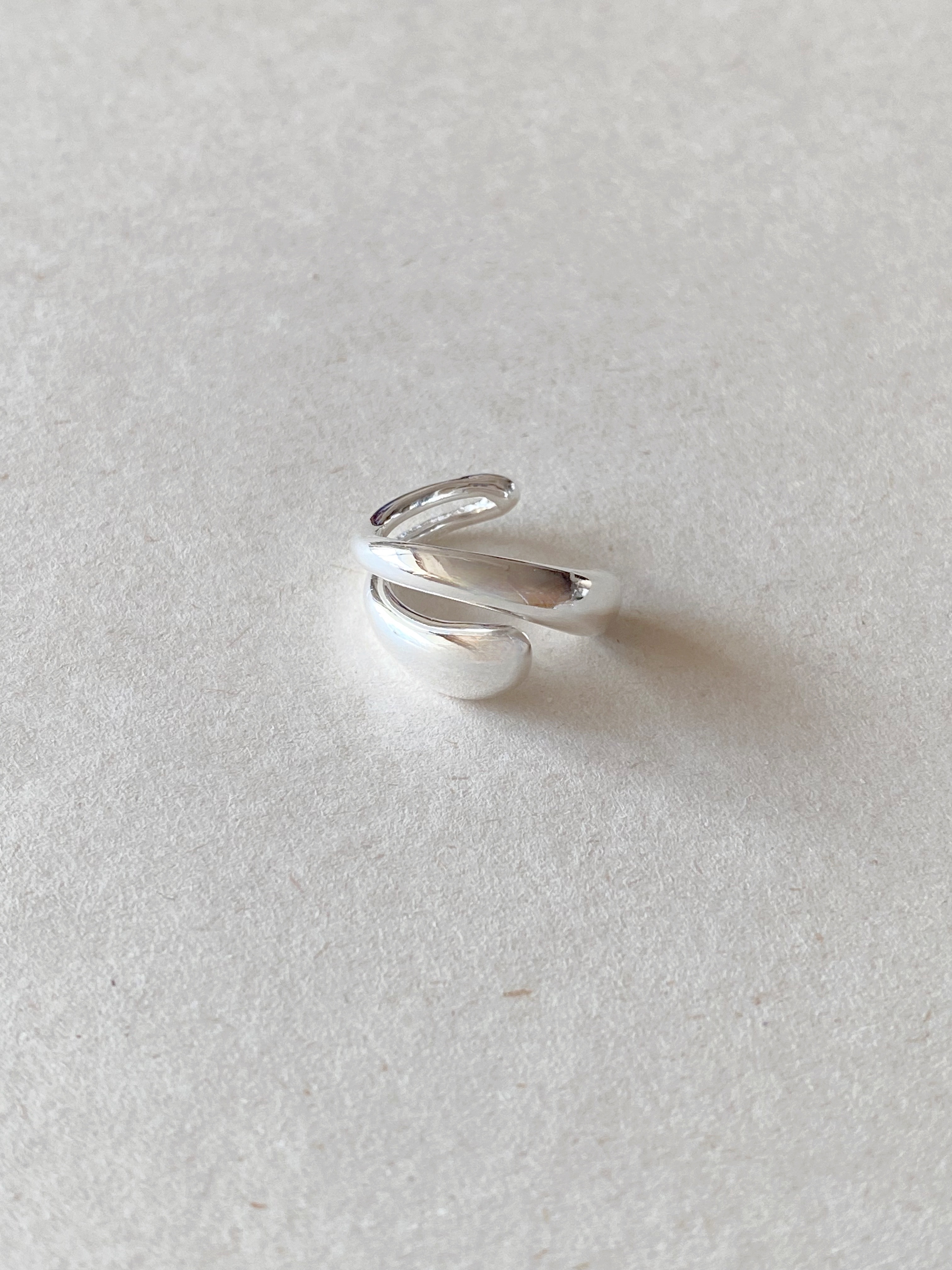 Flow Earcuff