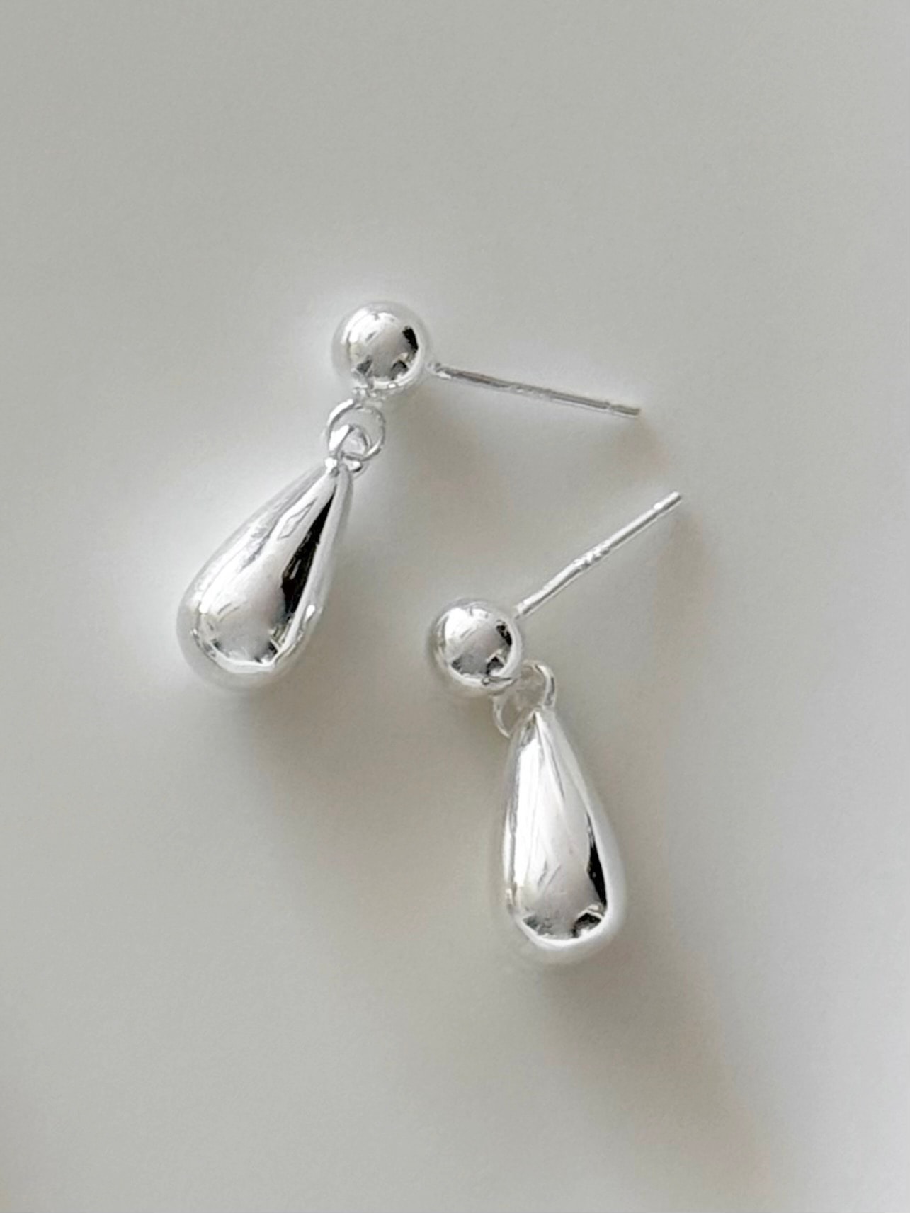 Blair Earring (glossy)