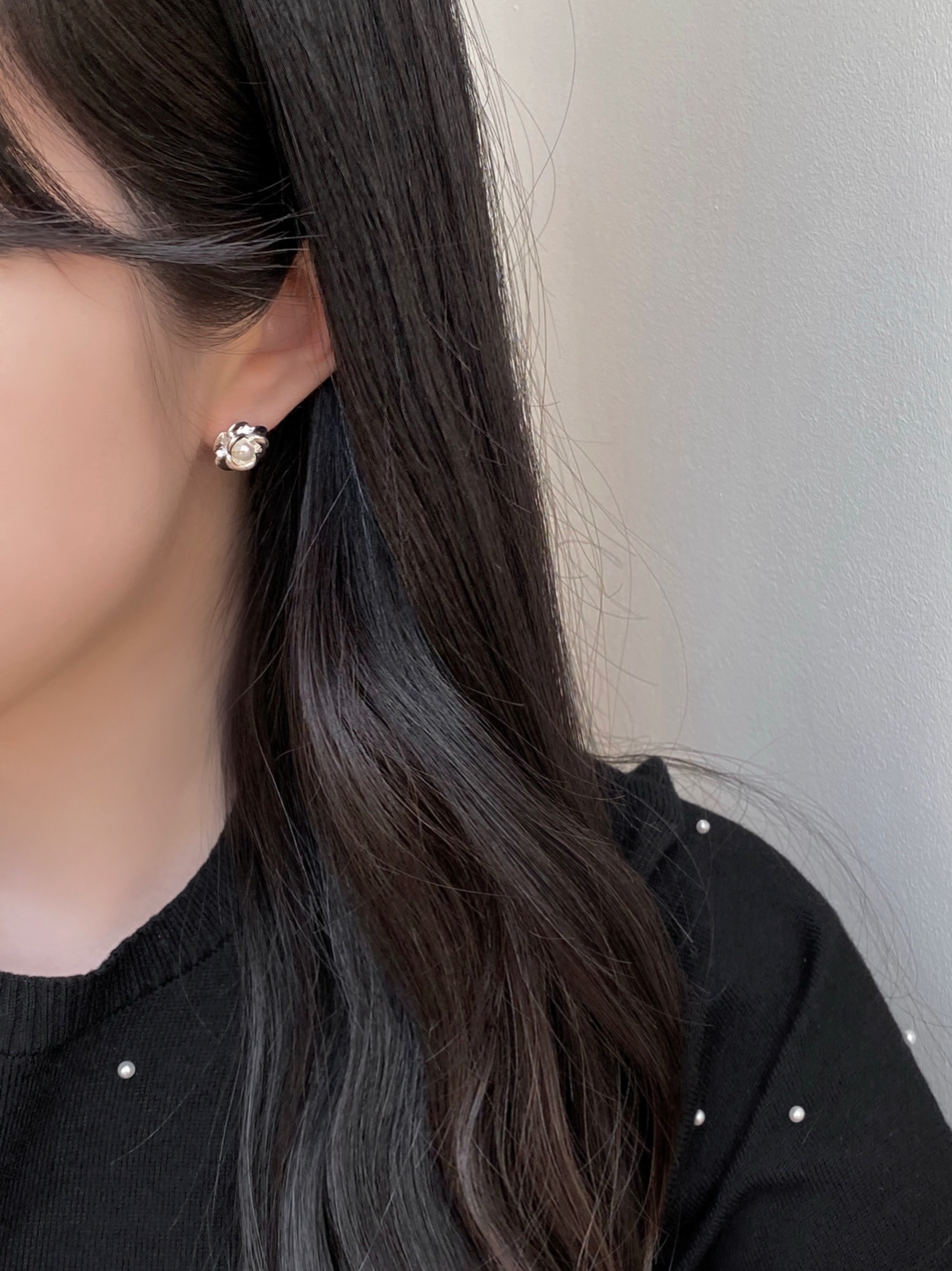 Rose Pearl Earring