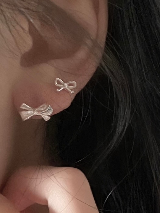 Baby Ribbon Earring