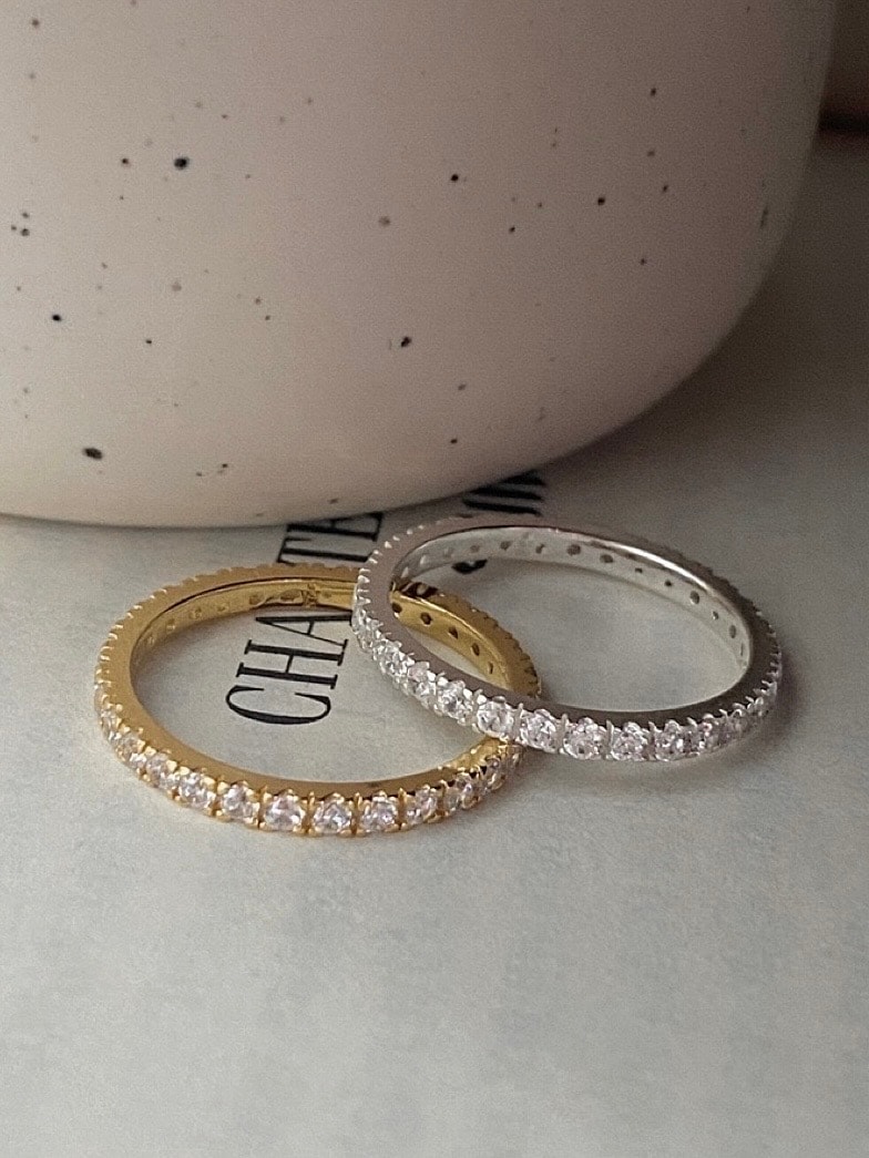 Ice Cubic Ring
