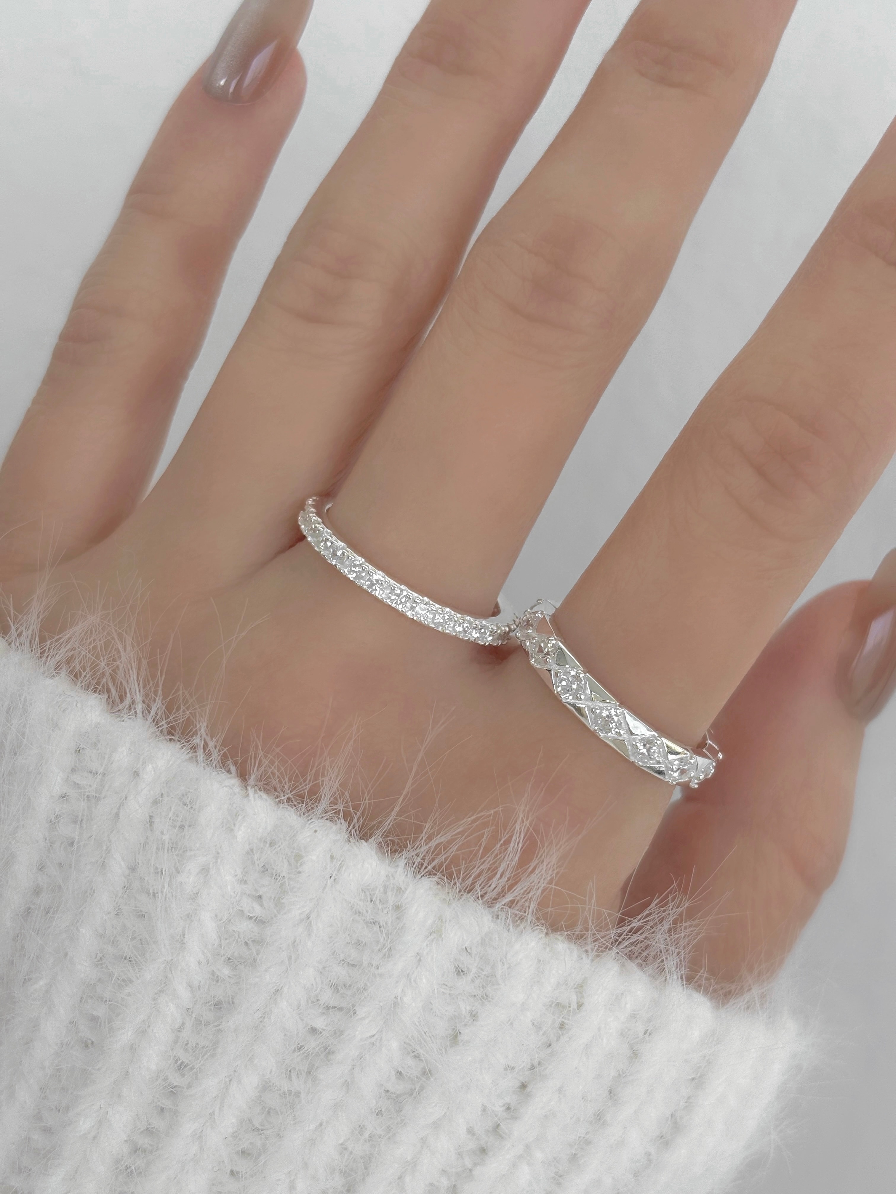 Ice Cubic Ring