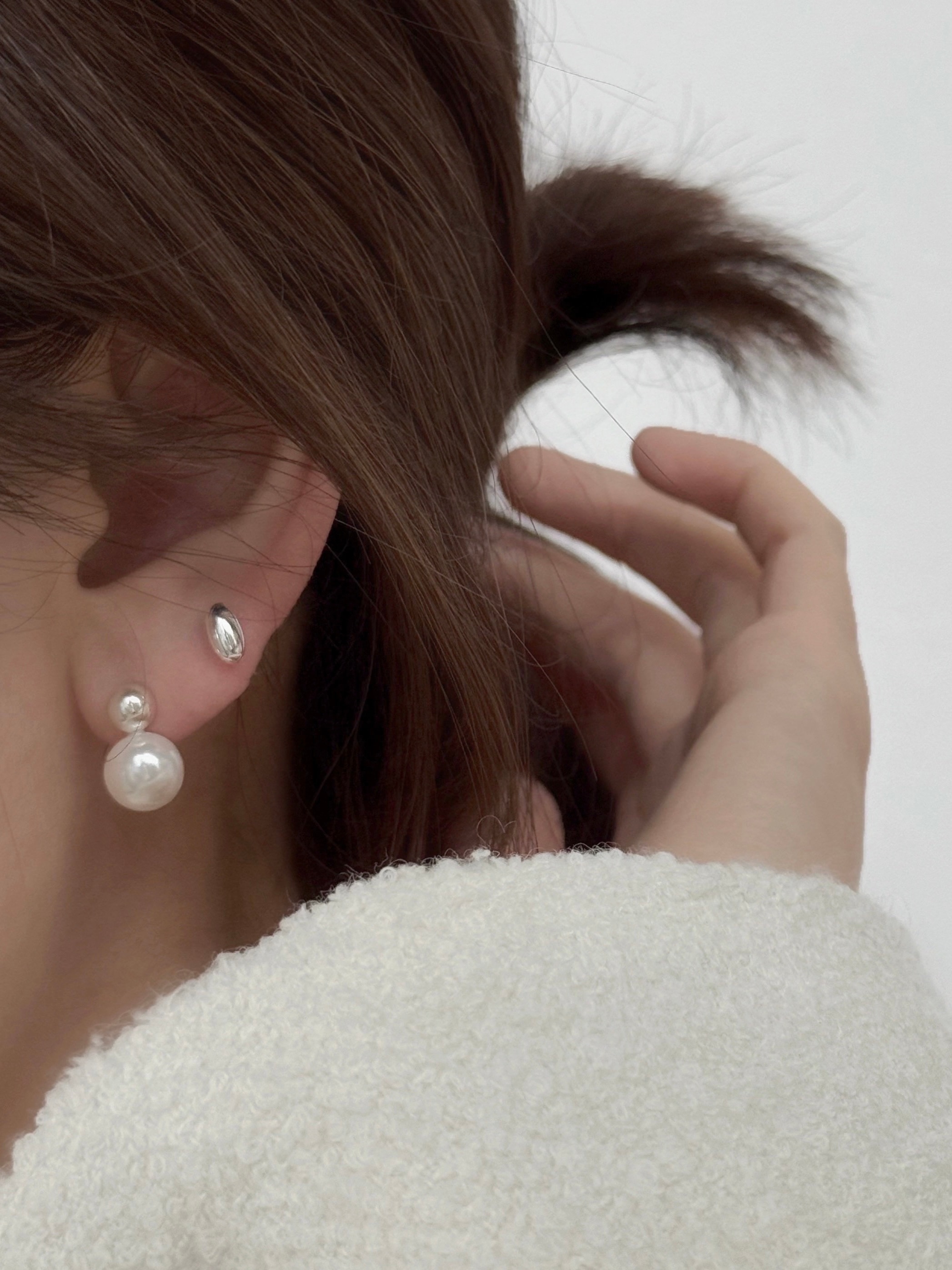 Oval Piercing