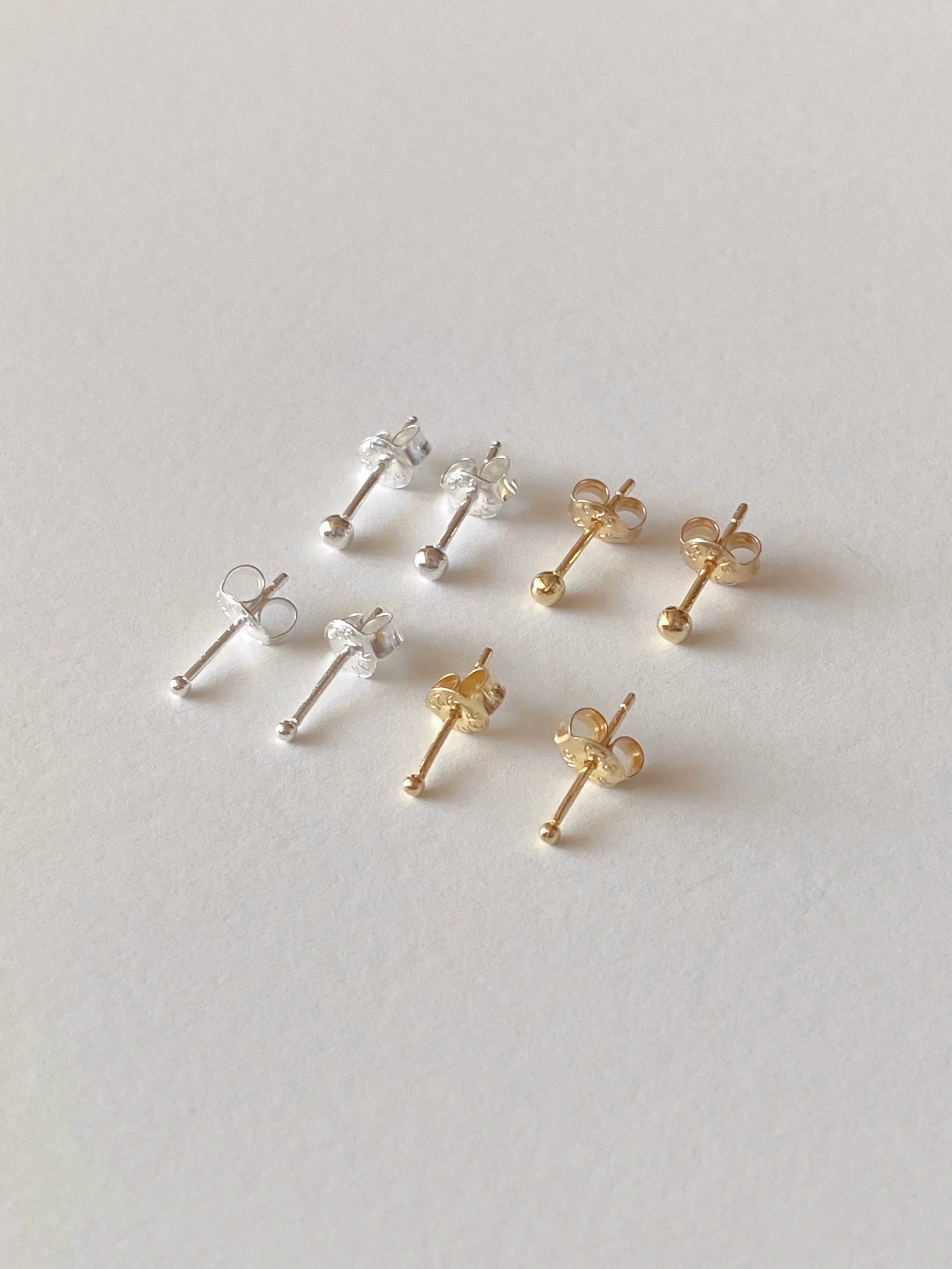2.5mm Ball Earring
