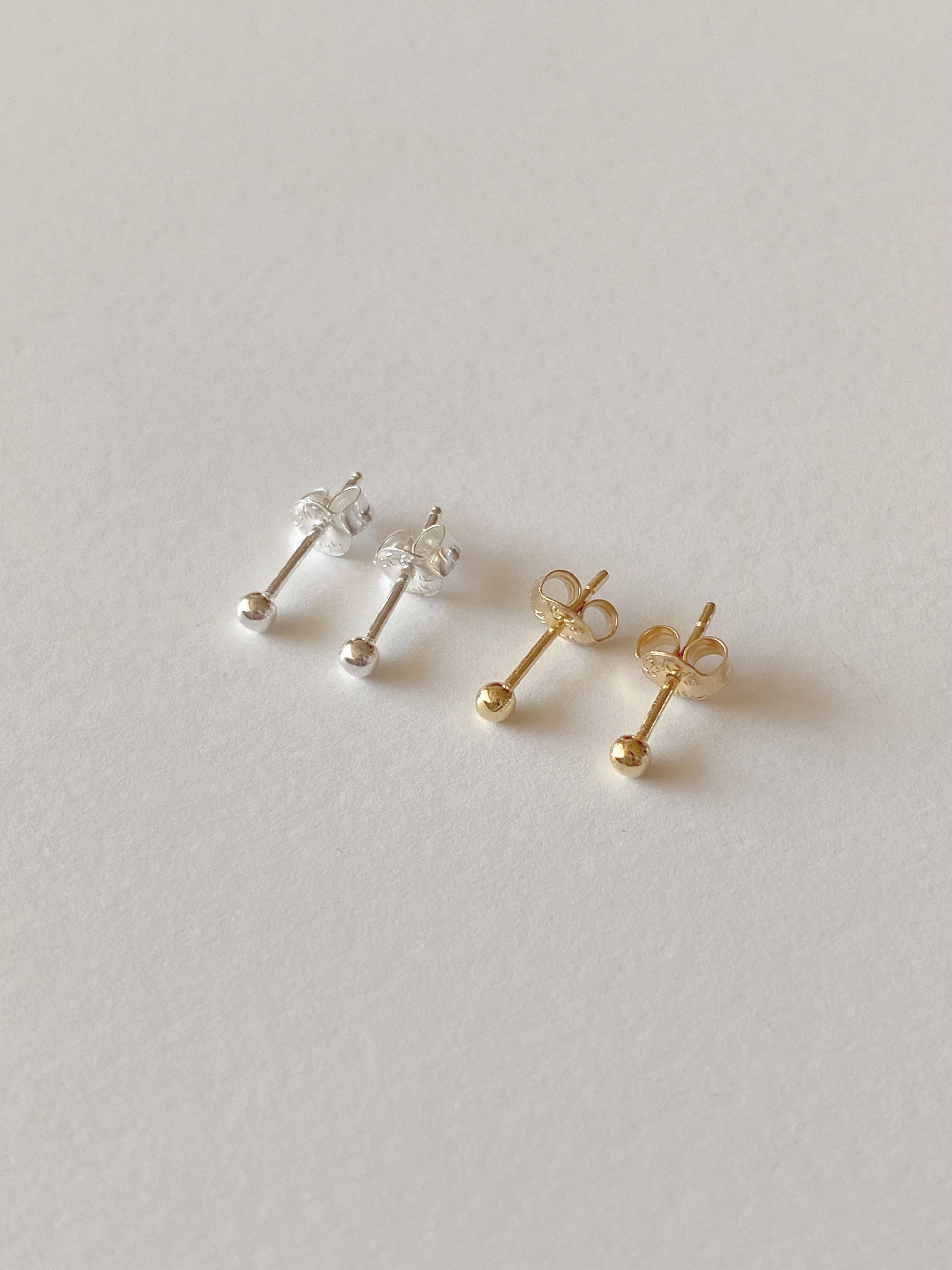 2.5mm Ball Earring