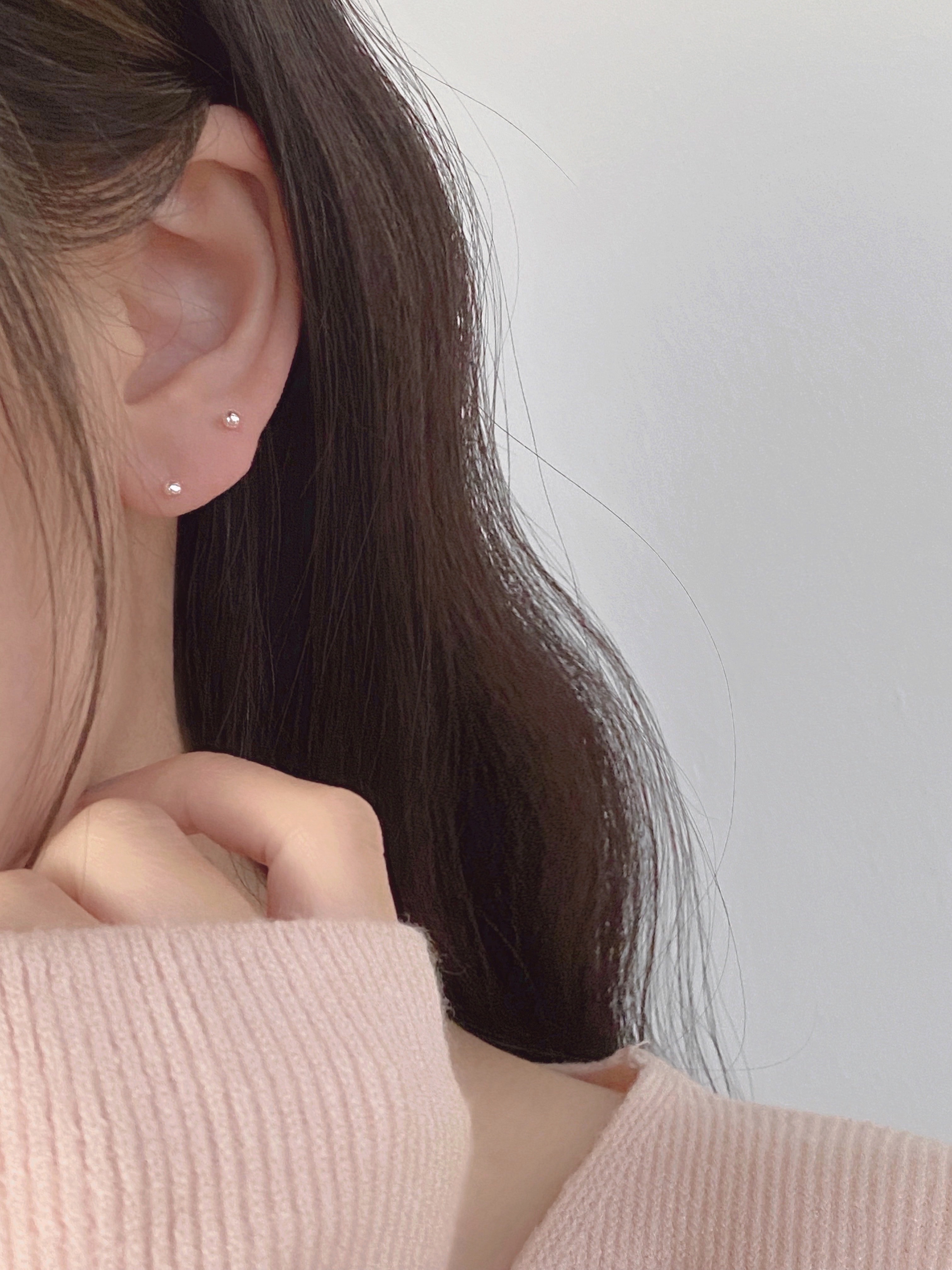 2.5mm Ball Earring