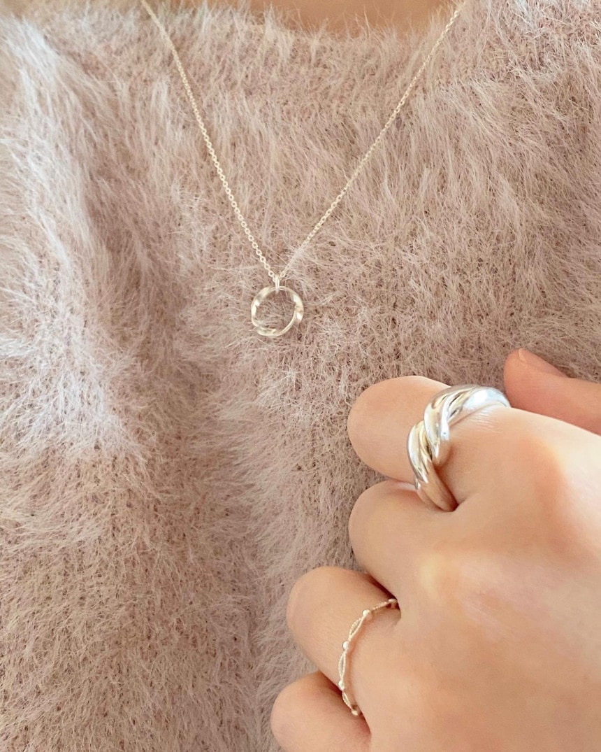 Elio Necklace