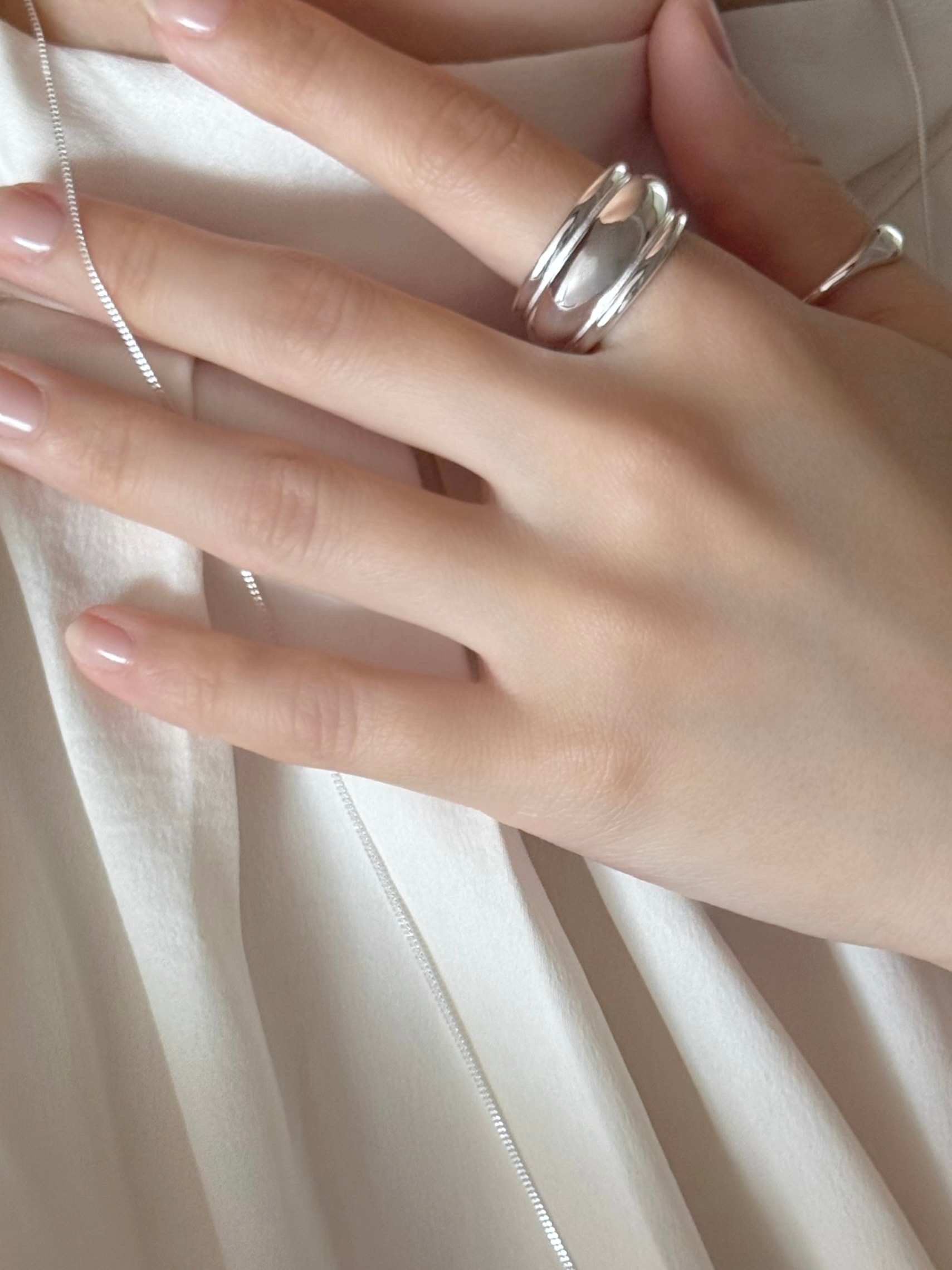 Wide Volume Ring