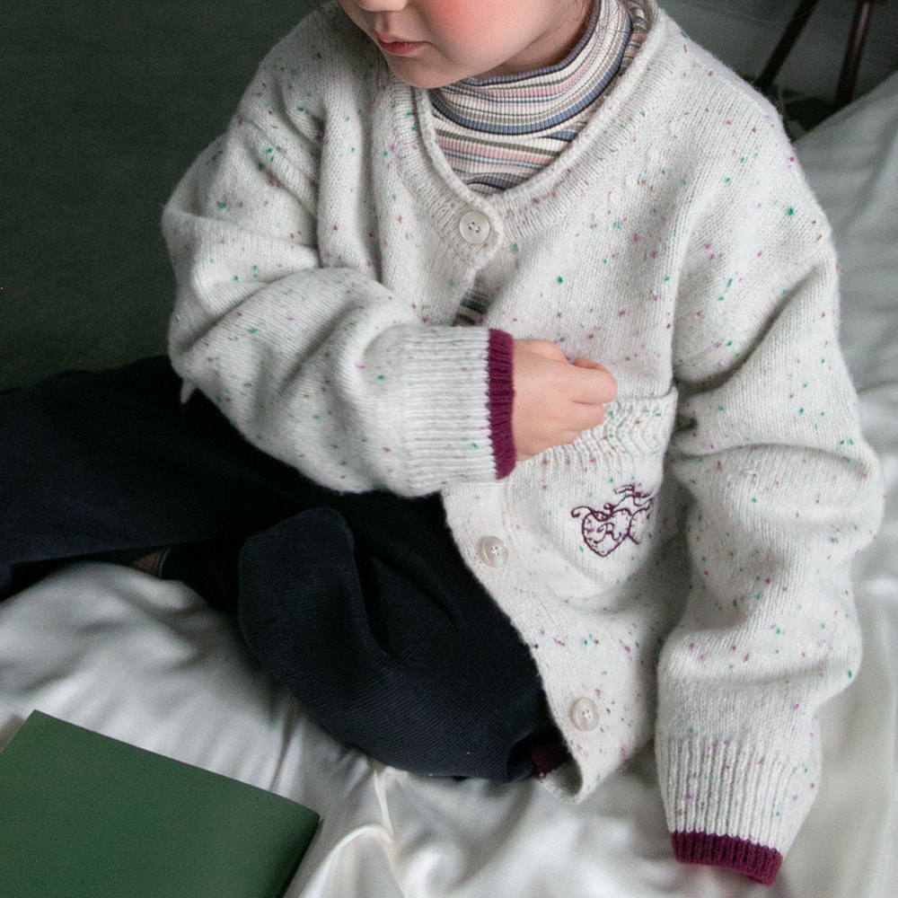 Earl Grey Cake Wool Knit Cardigan - ivory/๐