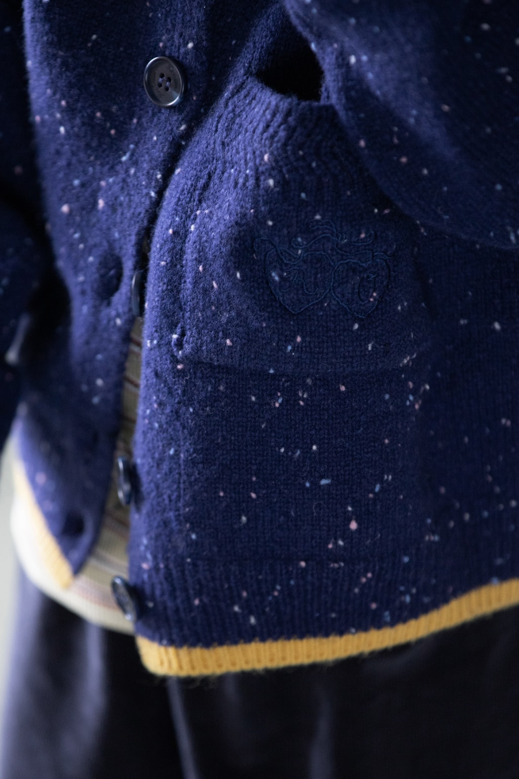 Earl Grey Cake Wool Knit Cardigan -Navy/🍋