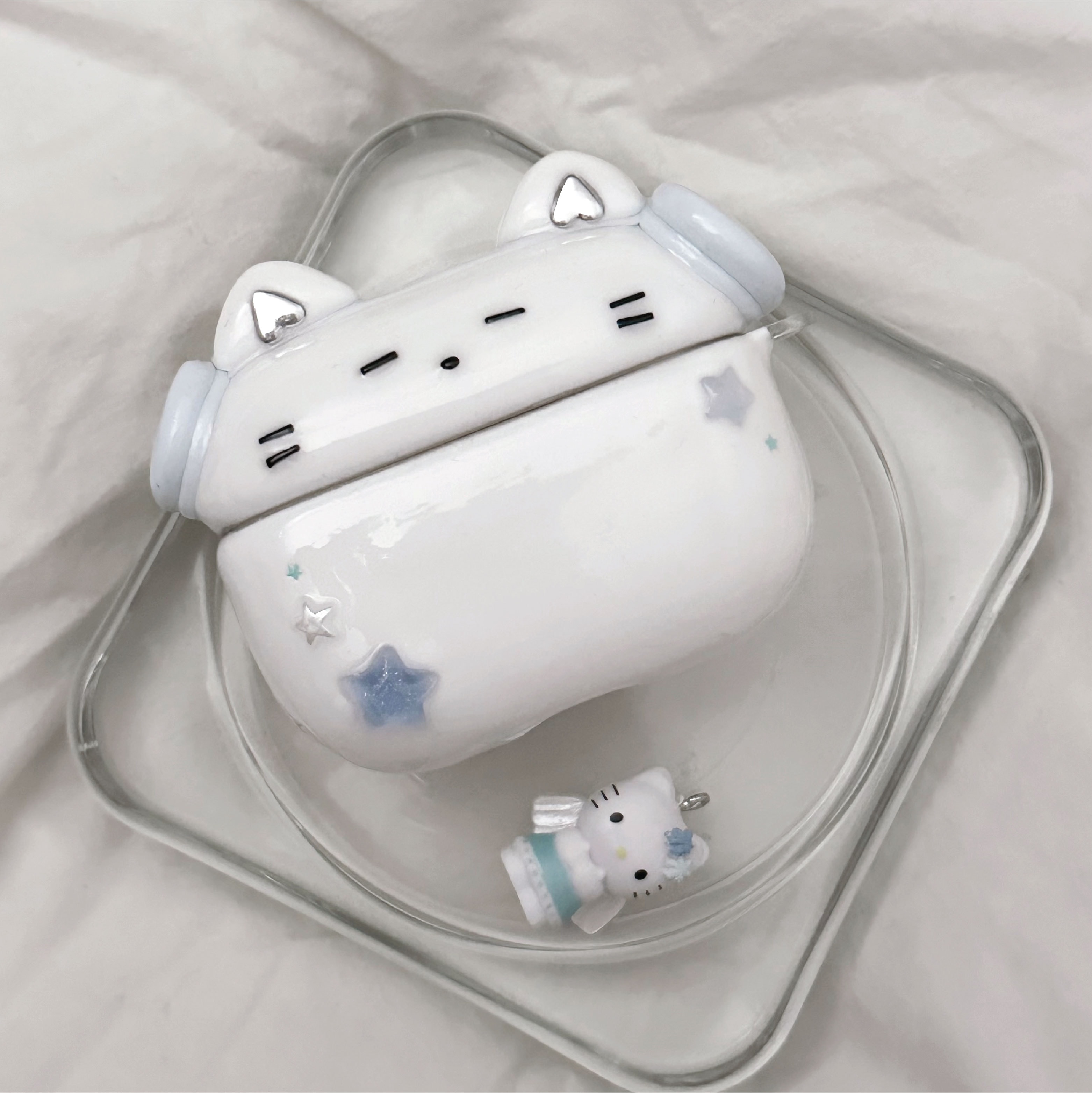 Angel Cat AirPods Case
