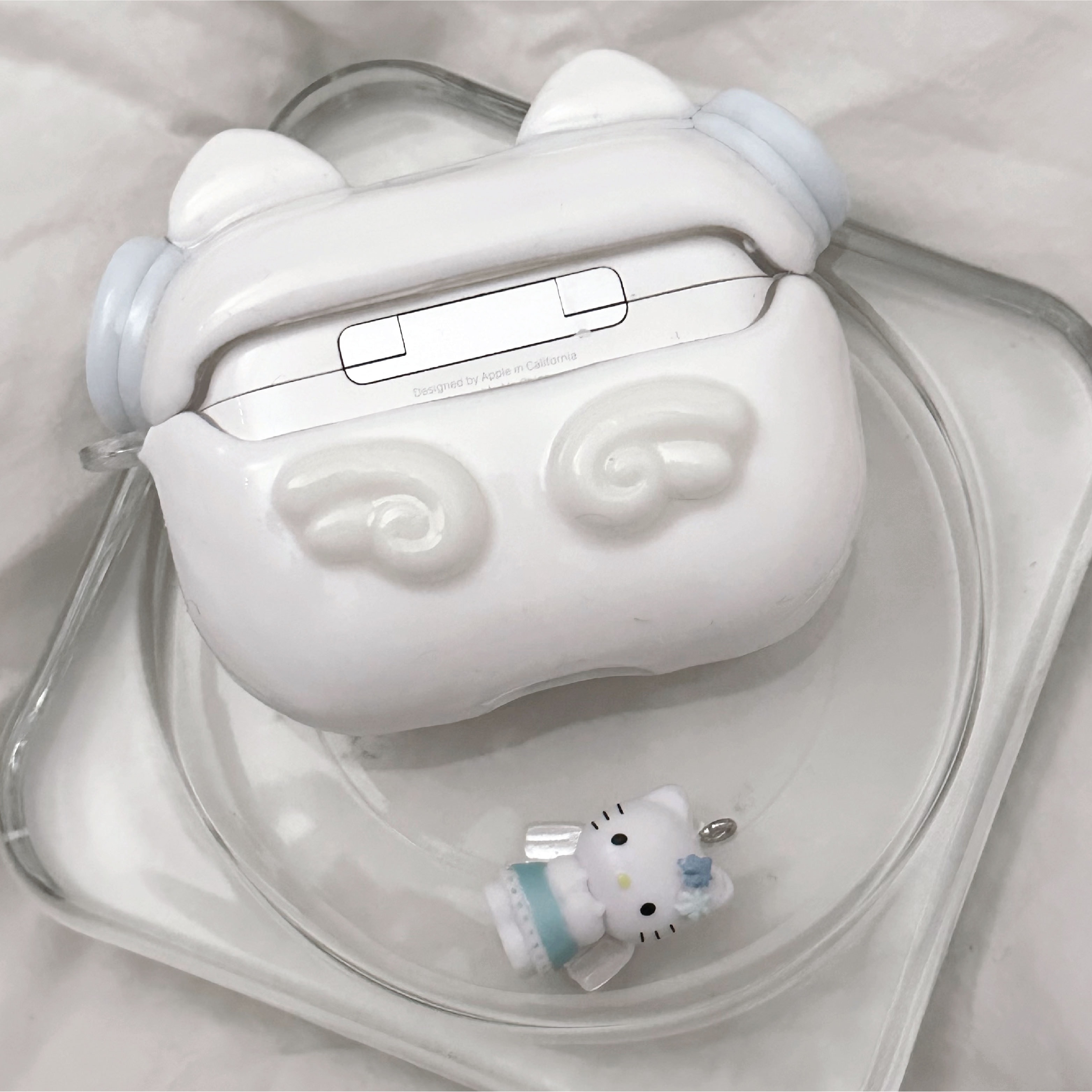 Angel Cat AirPods Case