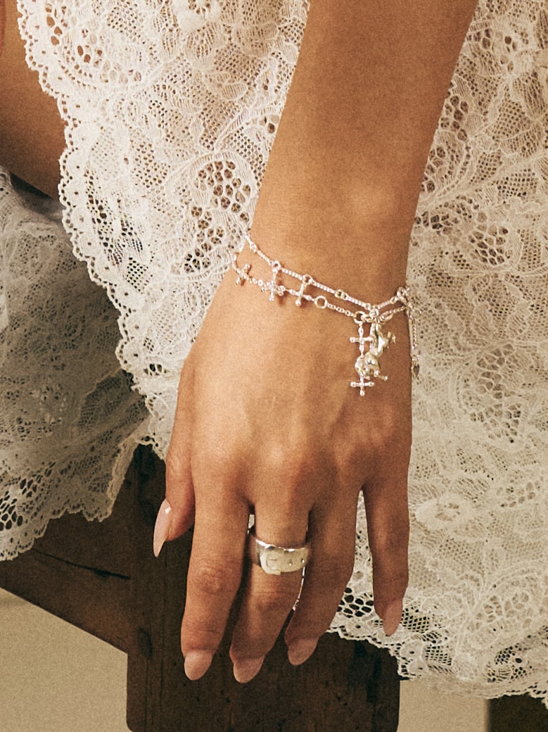 CROSS CHAIN BRACELET
