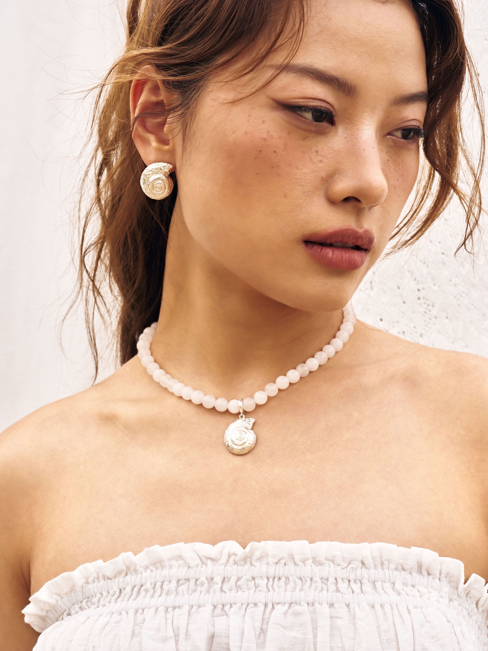 PUPU EARRING