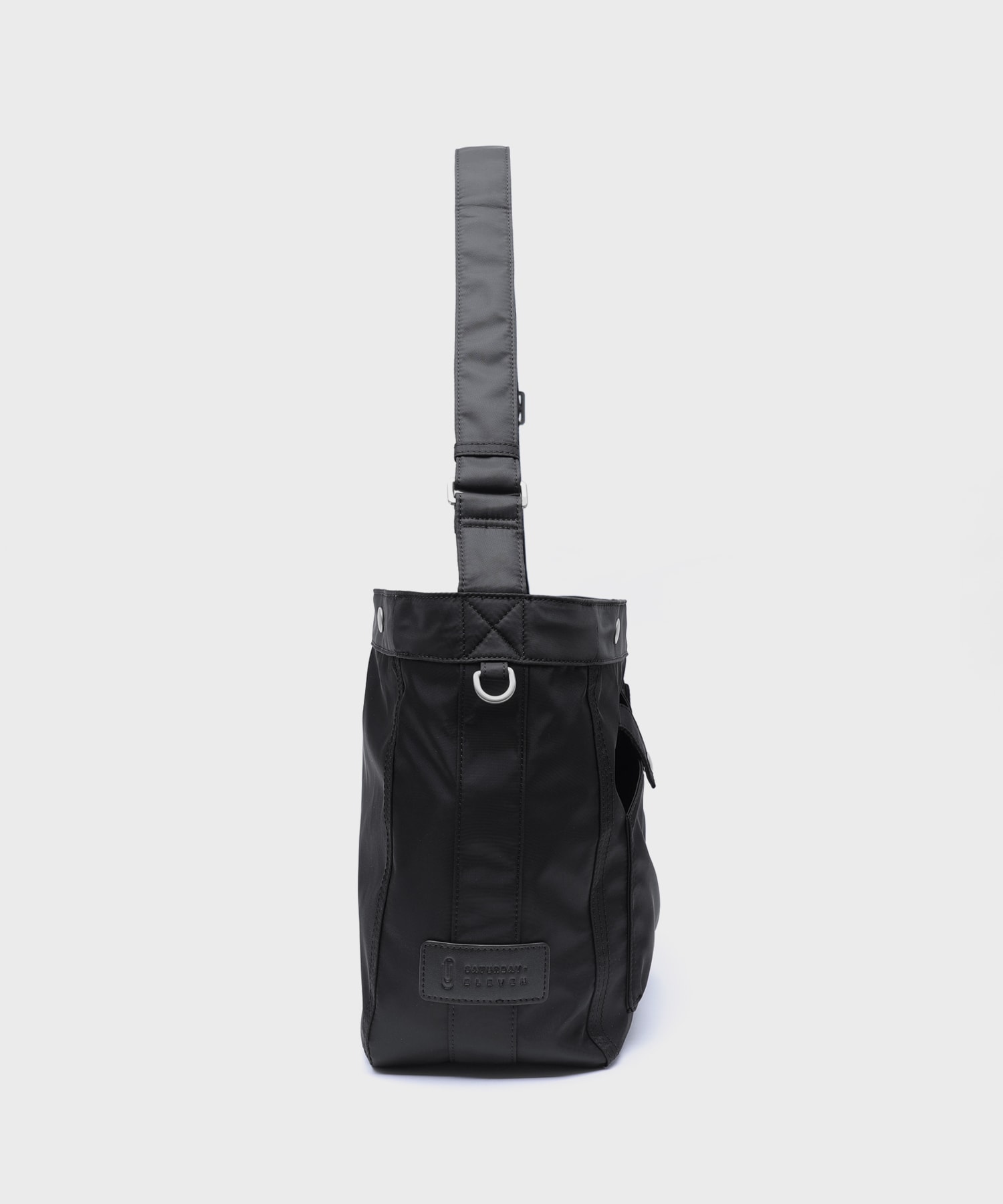 NO.11 U CROSS BODY BAG _ BLACK