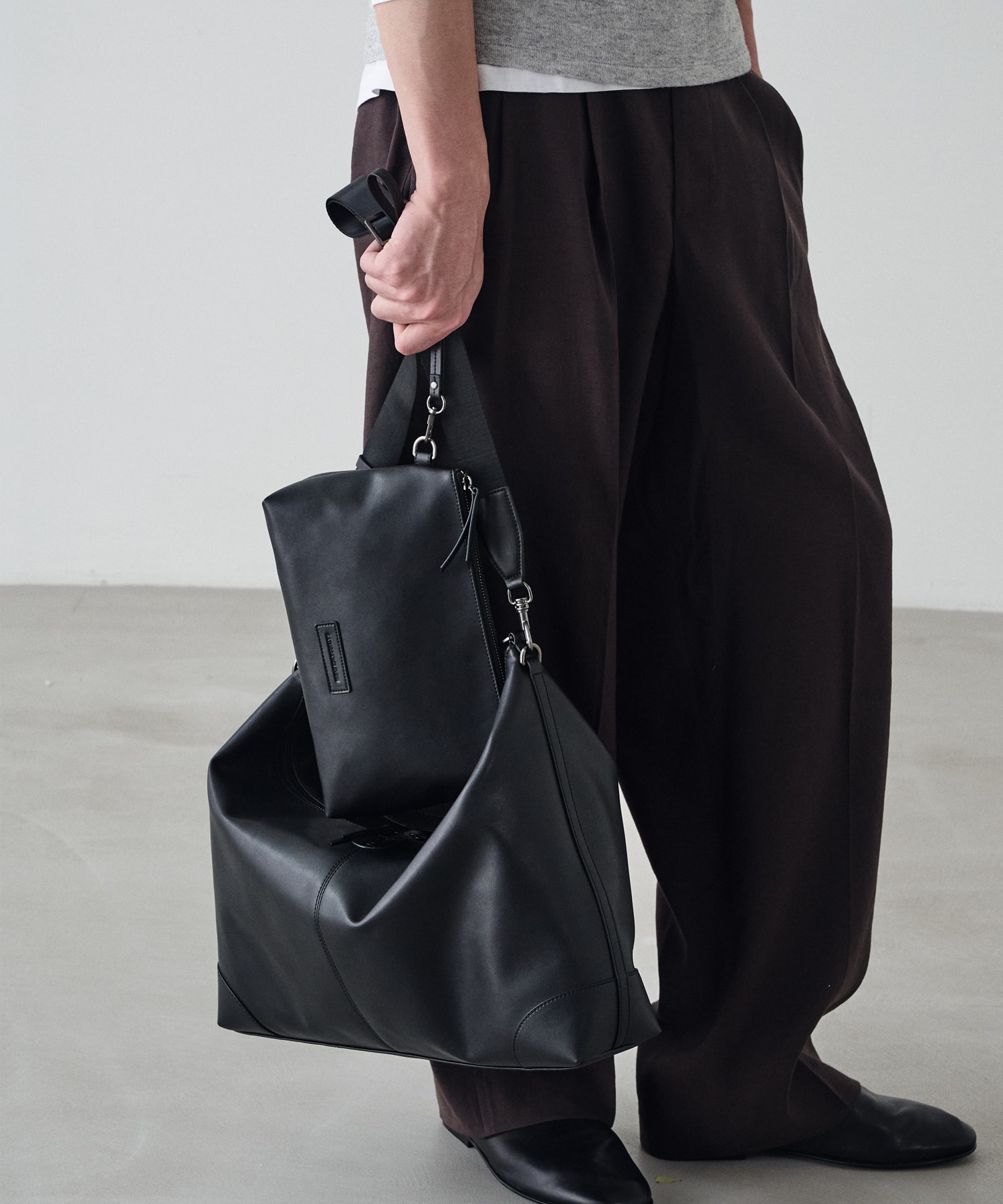 NO.57 VERRAZZANO SHOULDER BAG_BLACK