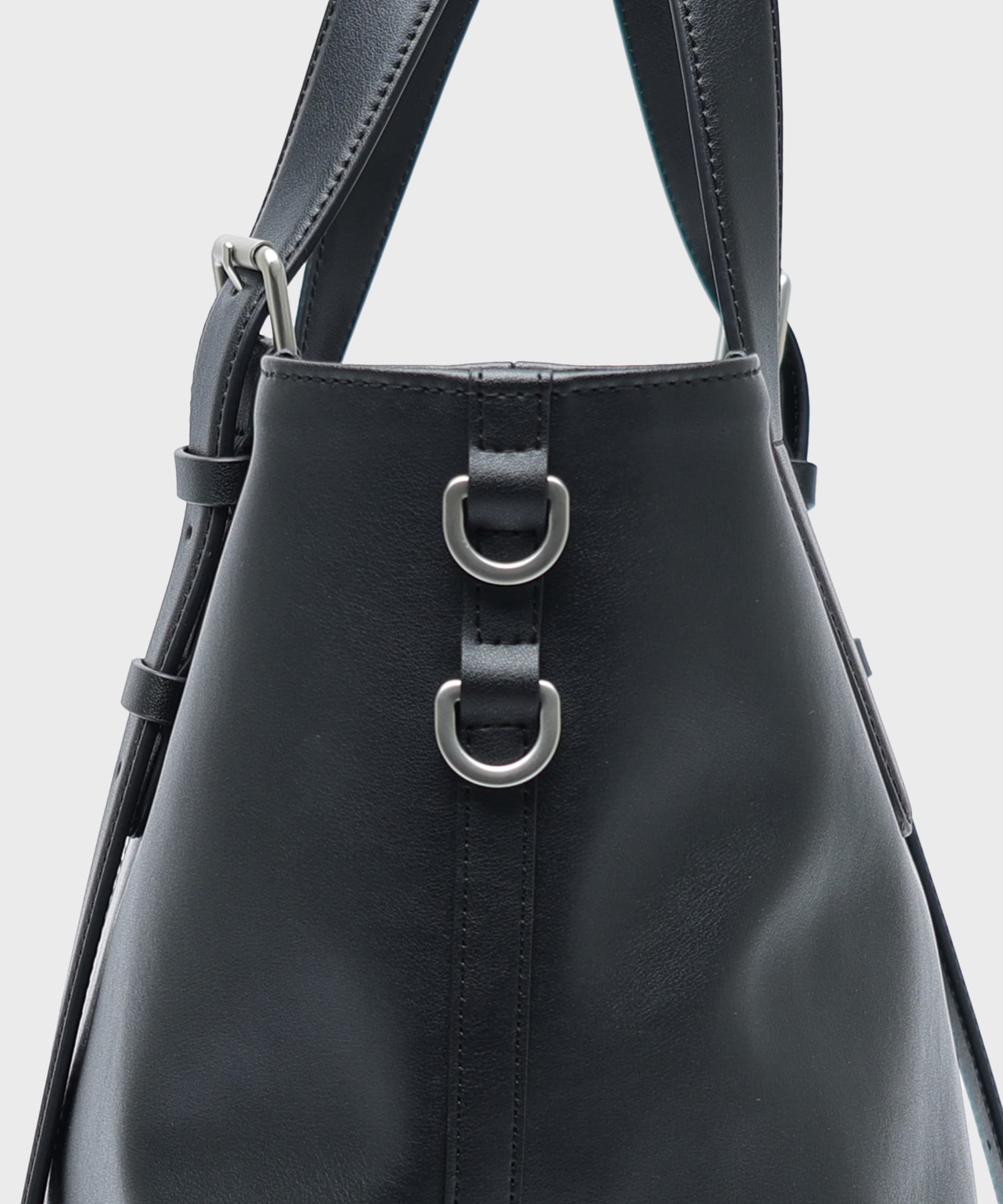 NO.52 TOWER TOTE BAG _ BLACK