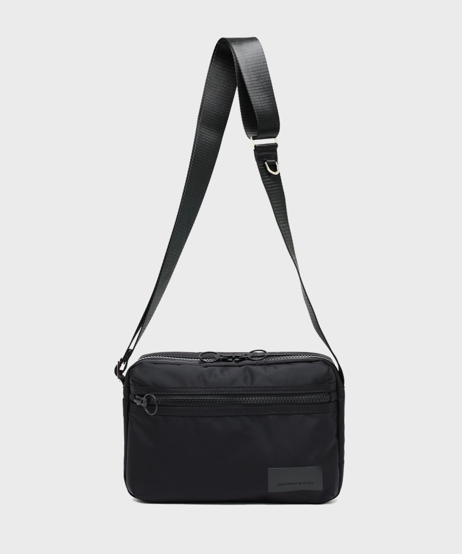 ROBIC AIR CROSS BODY BAG _ BLACK