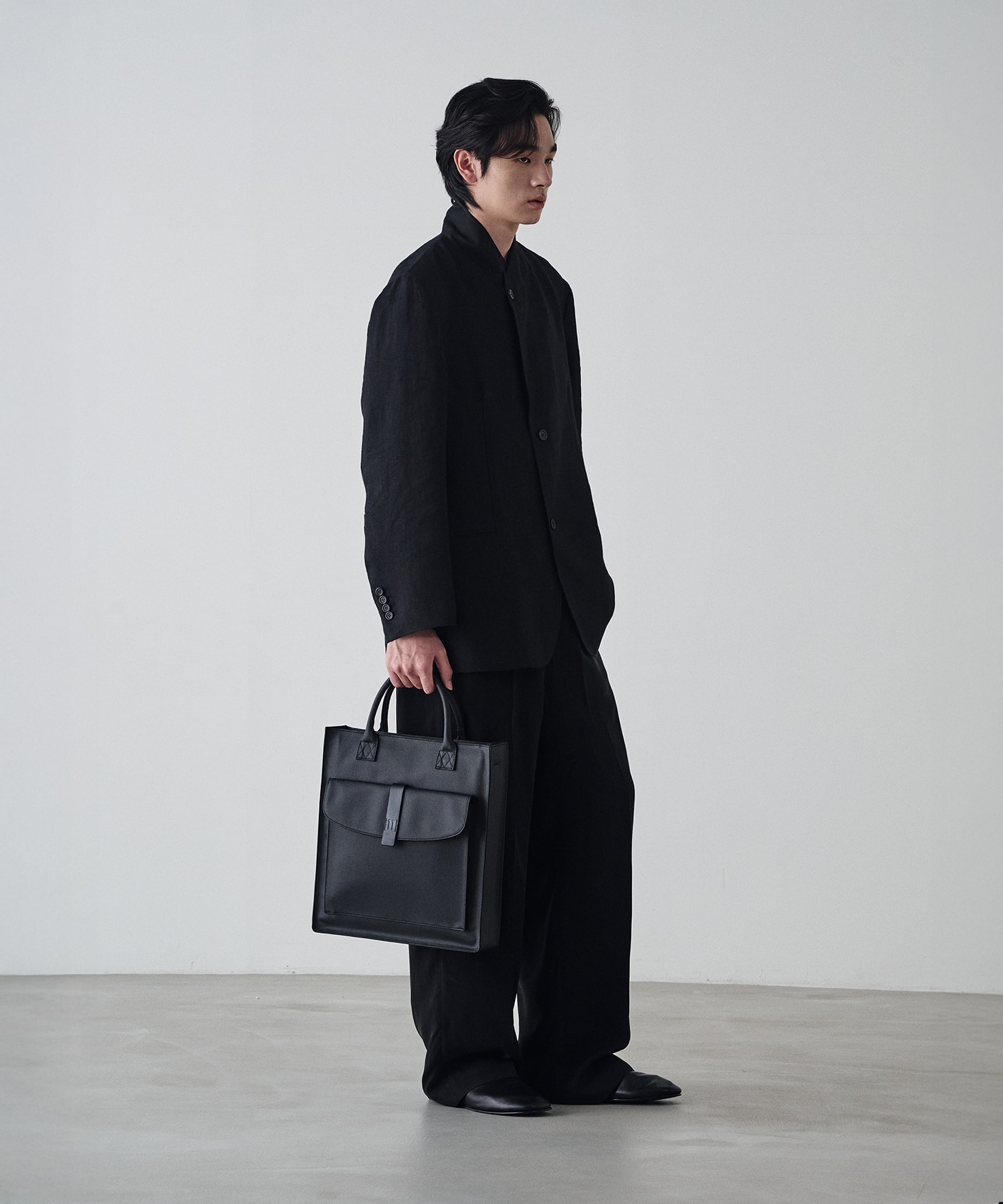 11 - TOTE BAG