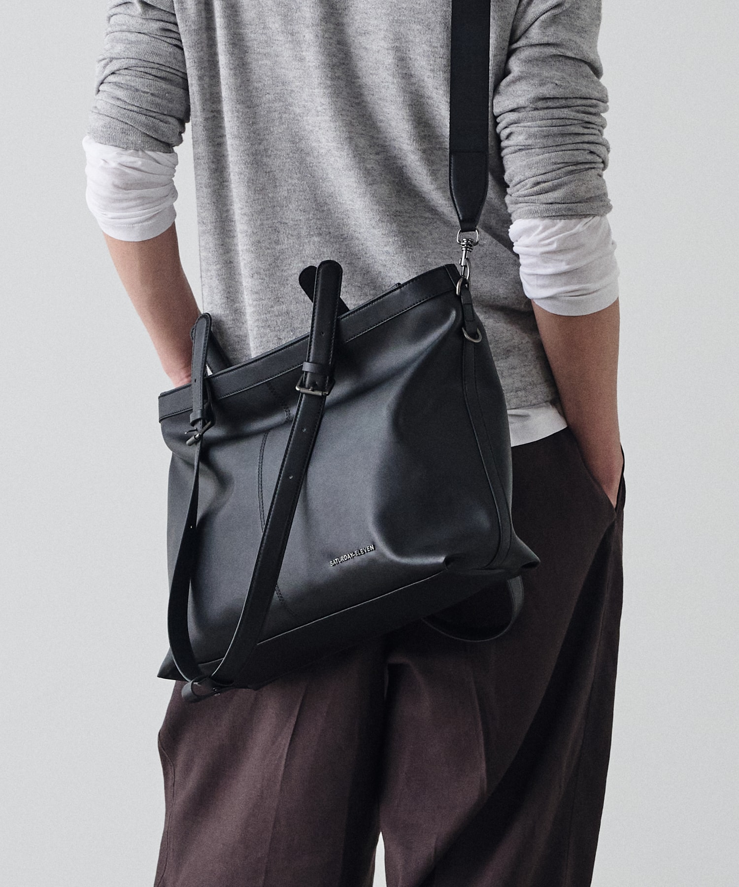 NO.56 CAPILA TOTE BAG_BLACK