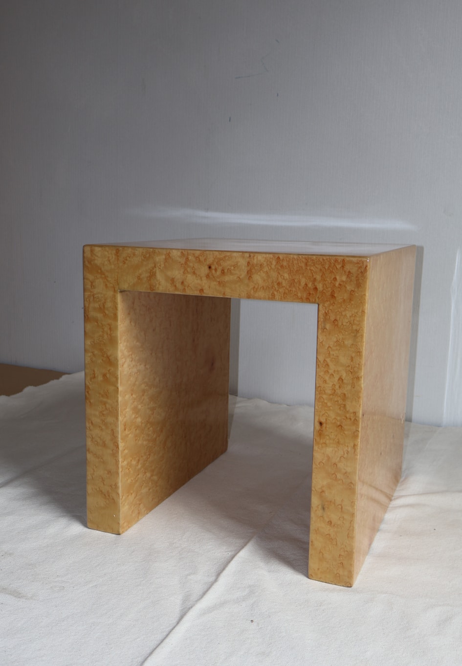 Burl stool