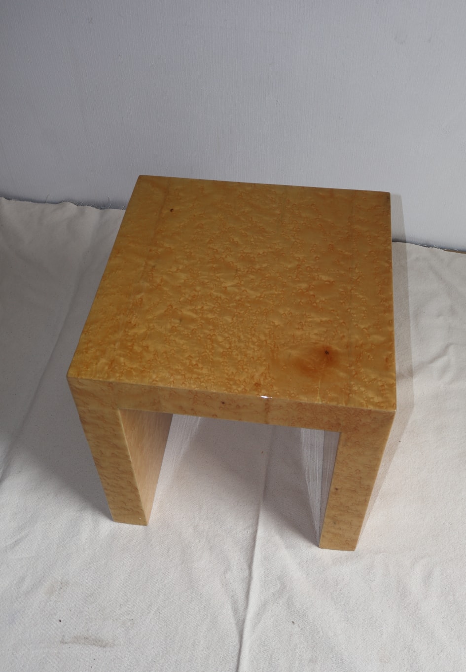 Burl stool
