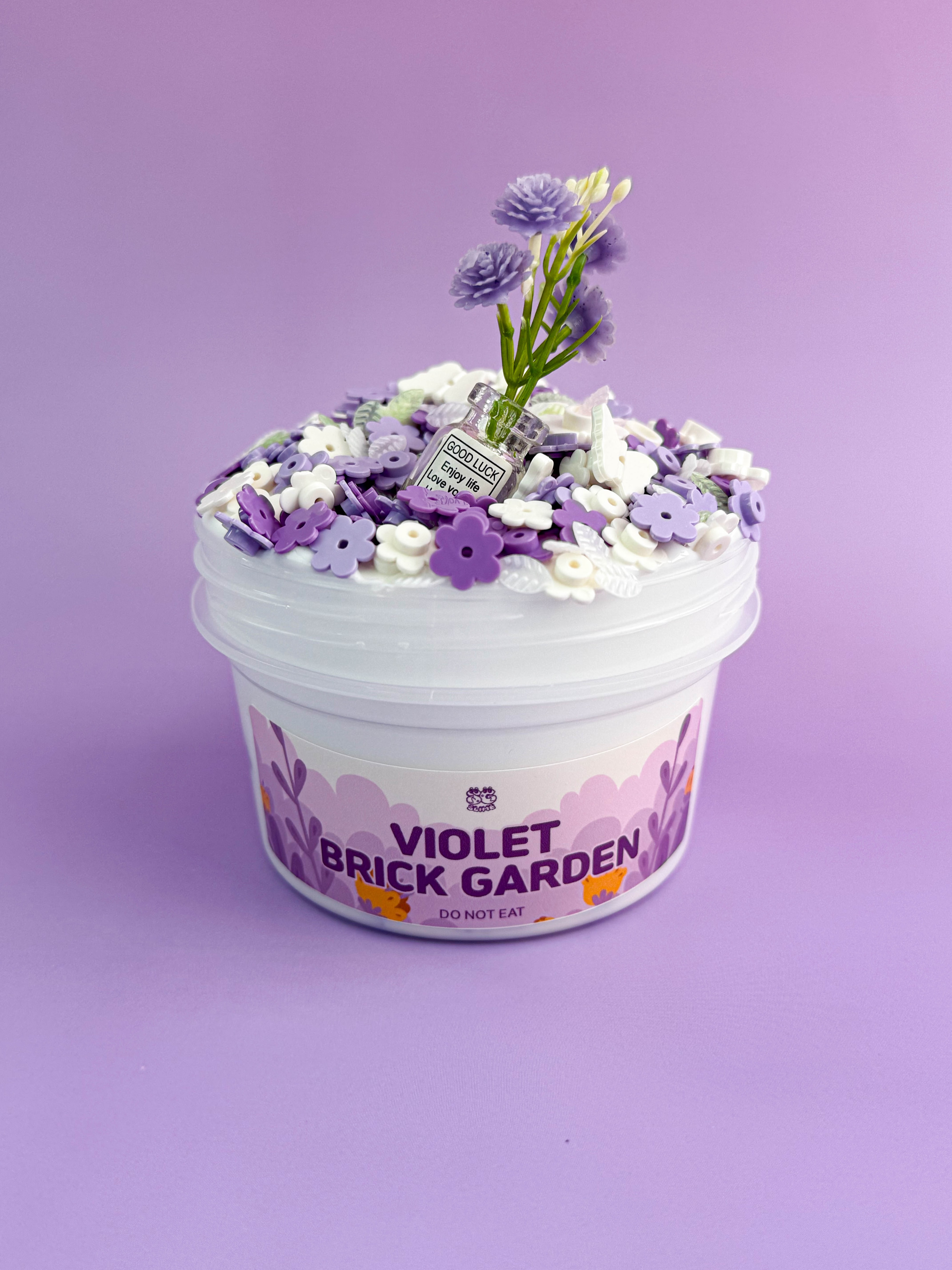 바이올렛브릭가든 Violet Brick Garden