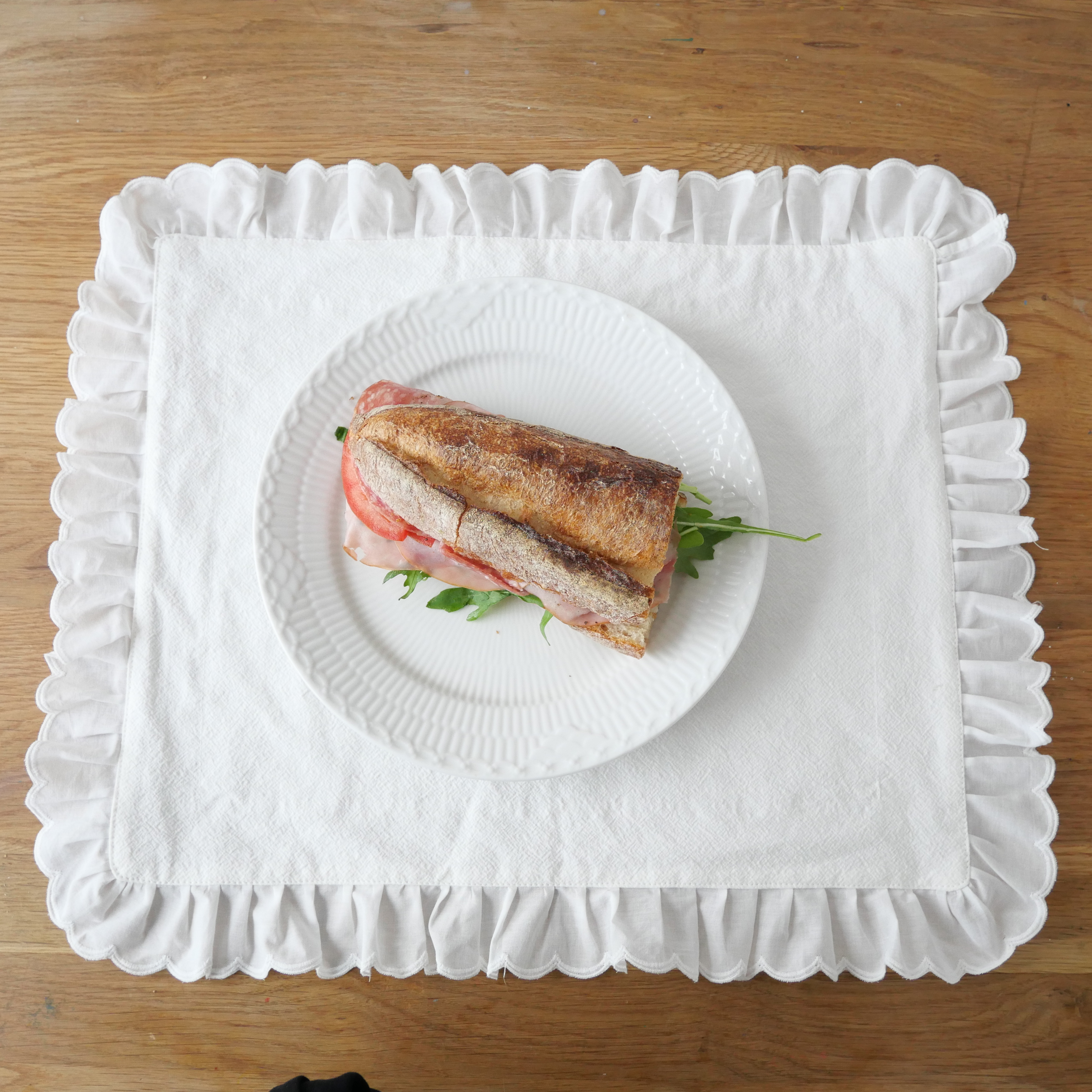 cotton ruffle lace mat