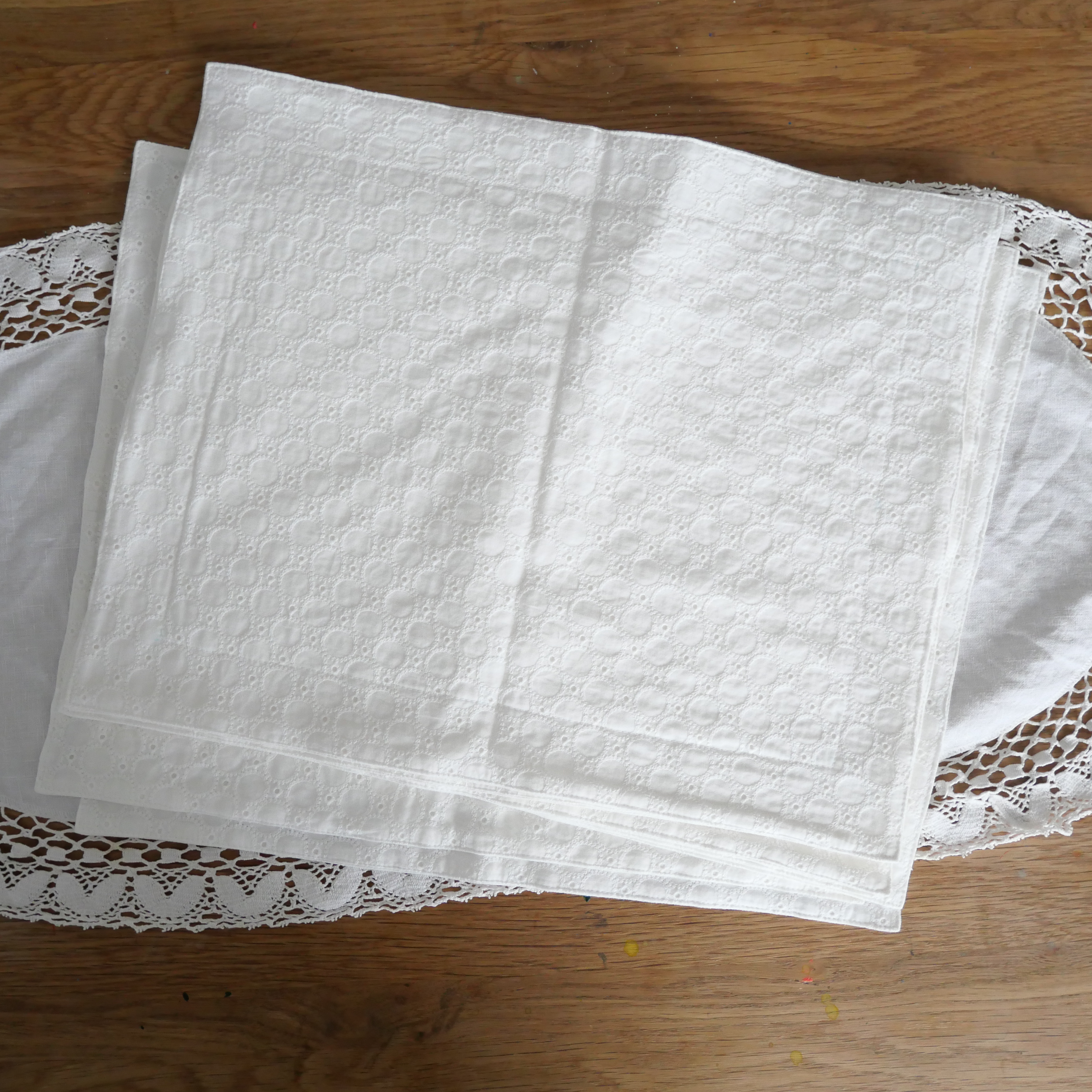 cotton lace punching mat