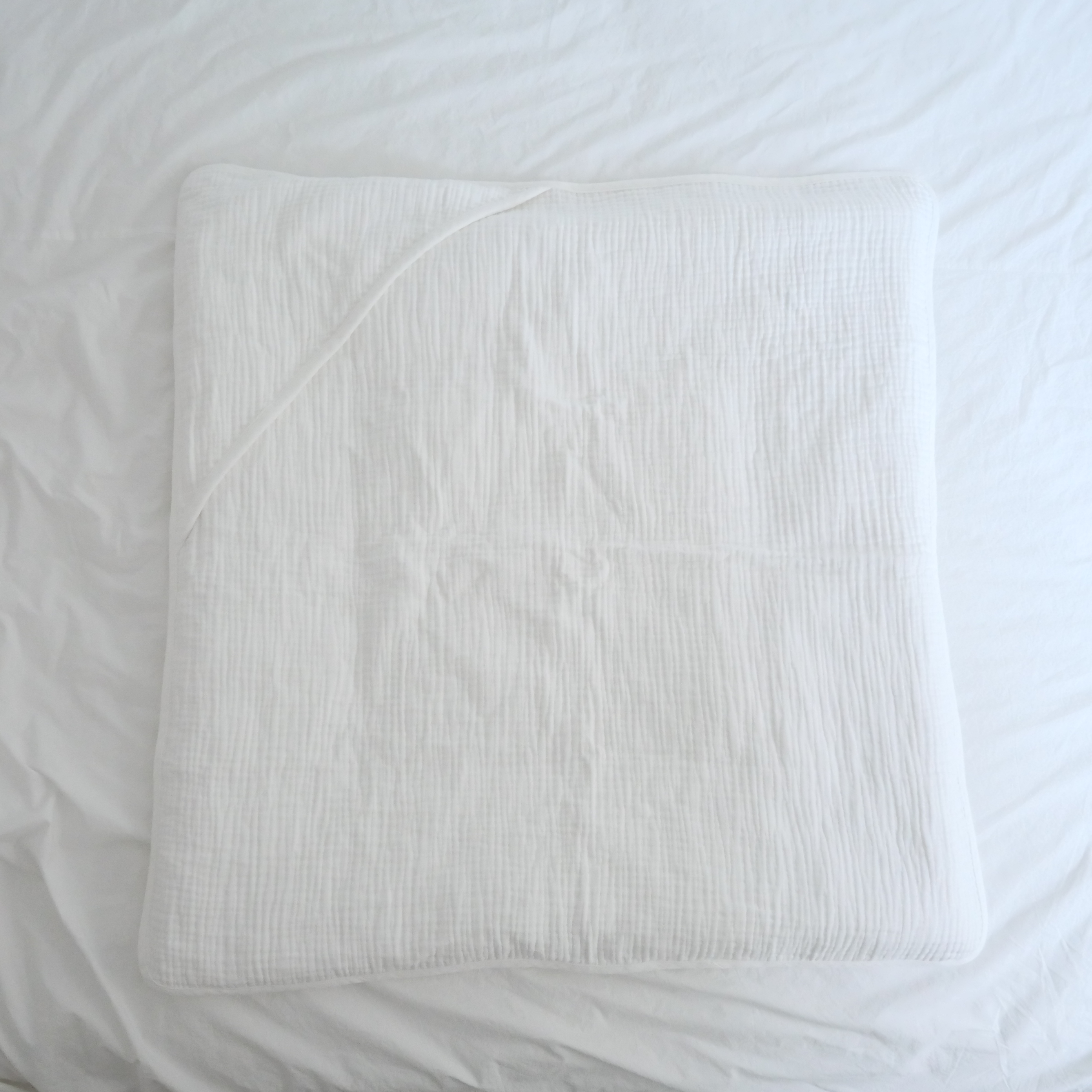 Hooded gauze blanket